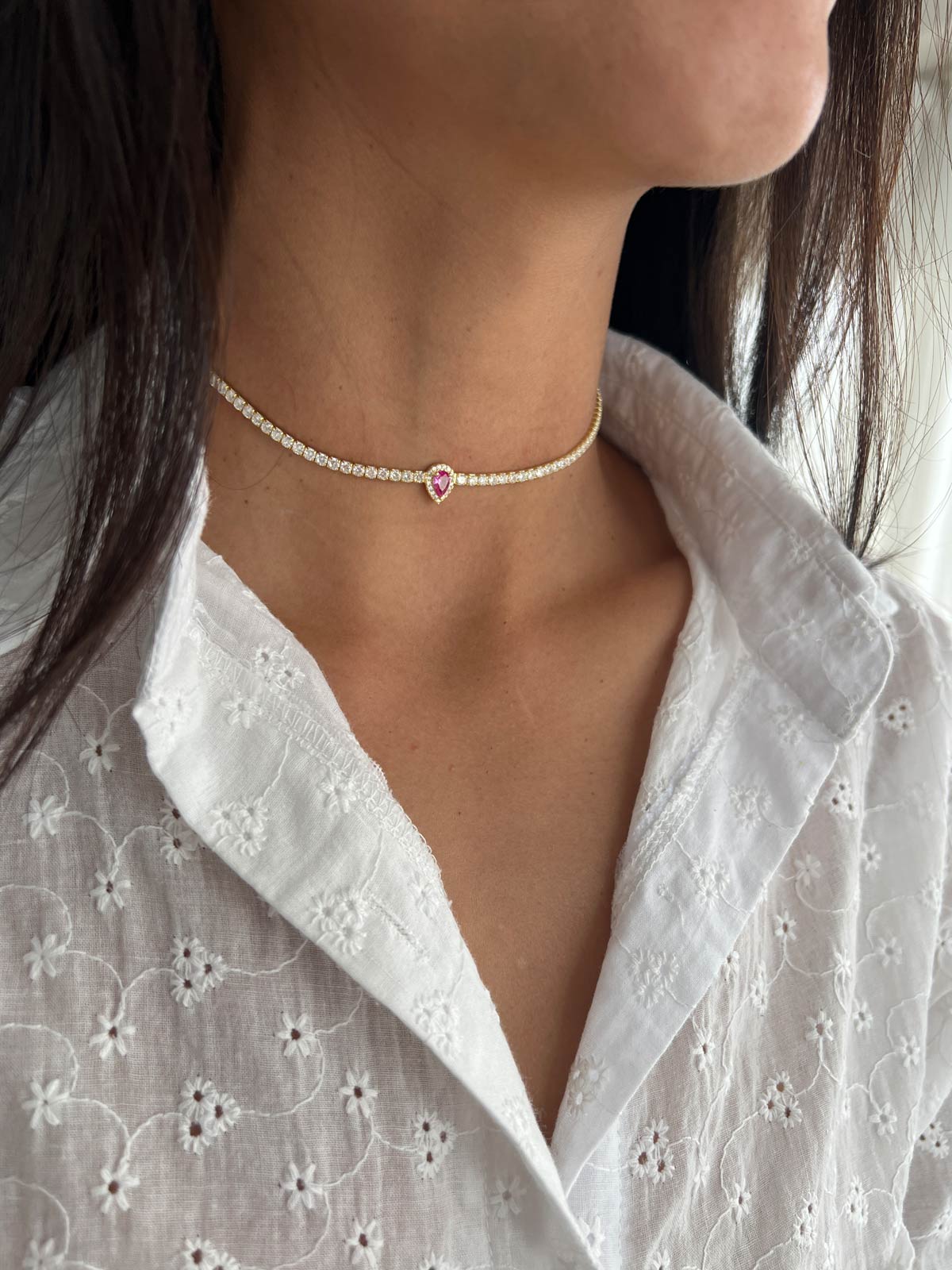 שרשרת צ'וקר טניס טיפה ורודה משובצת