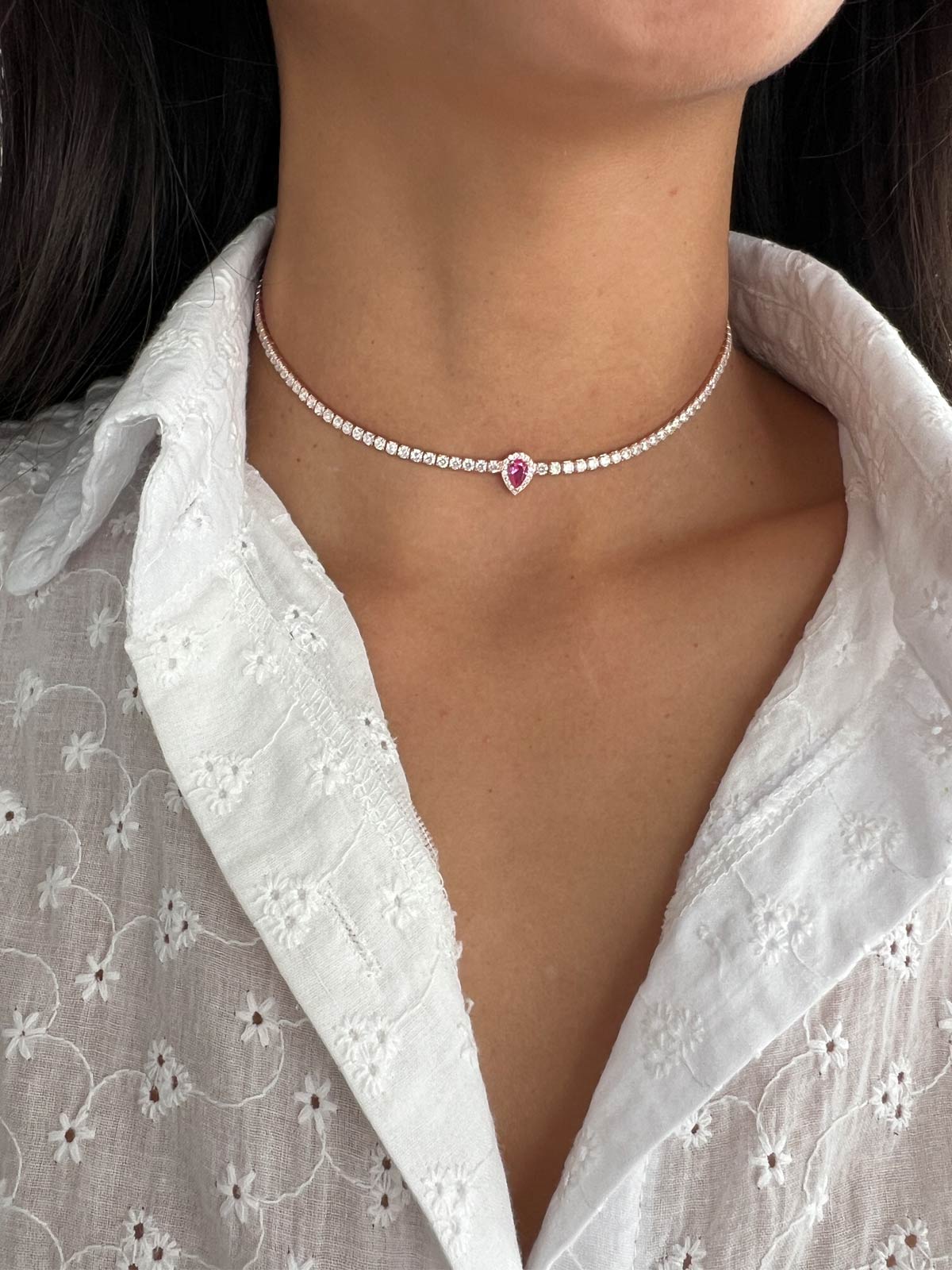 שרשרת צ'וקר טניס טיפה ורודה משובצת