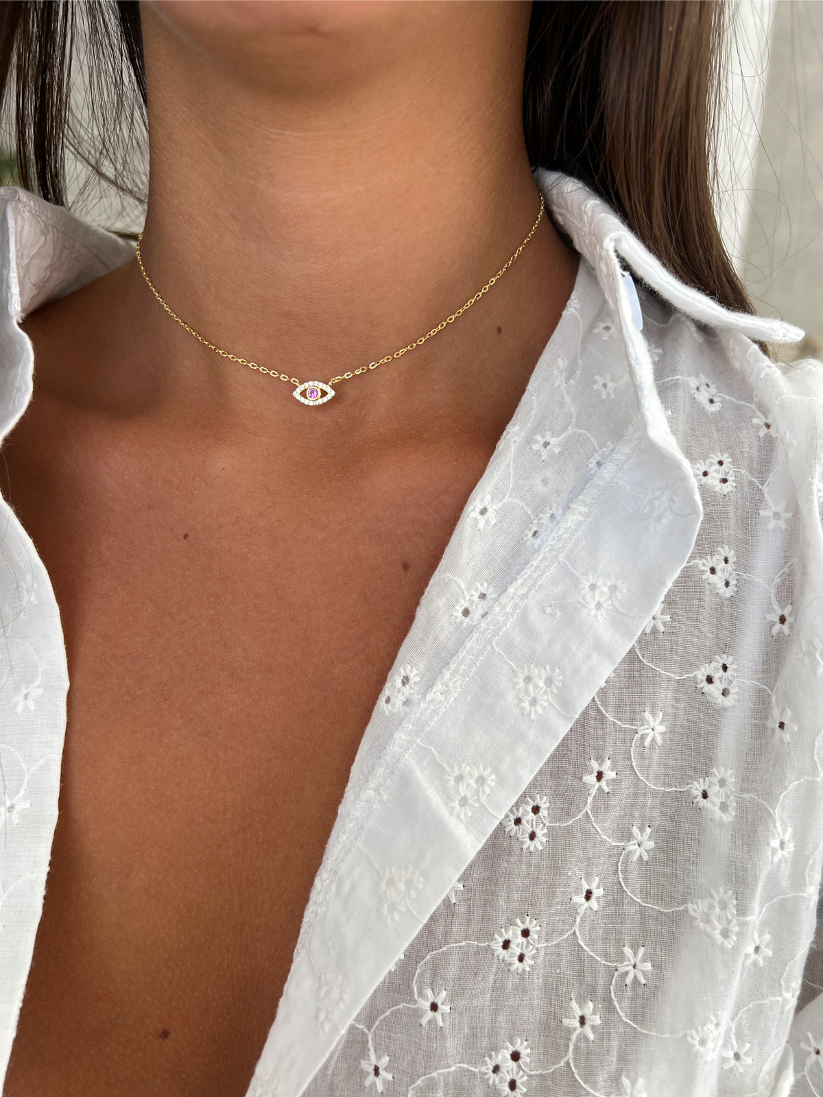 שרשרת צמודה עין קטנה אבן ורודה