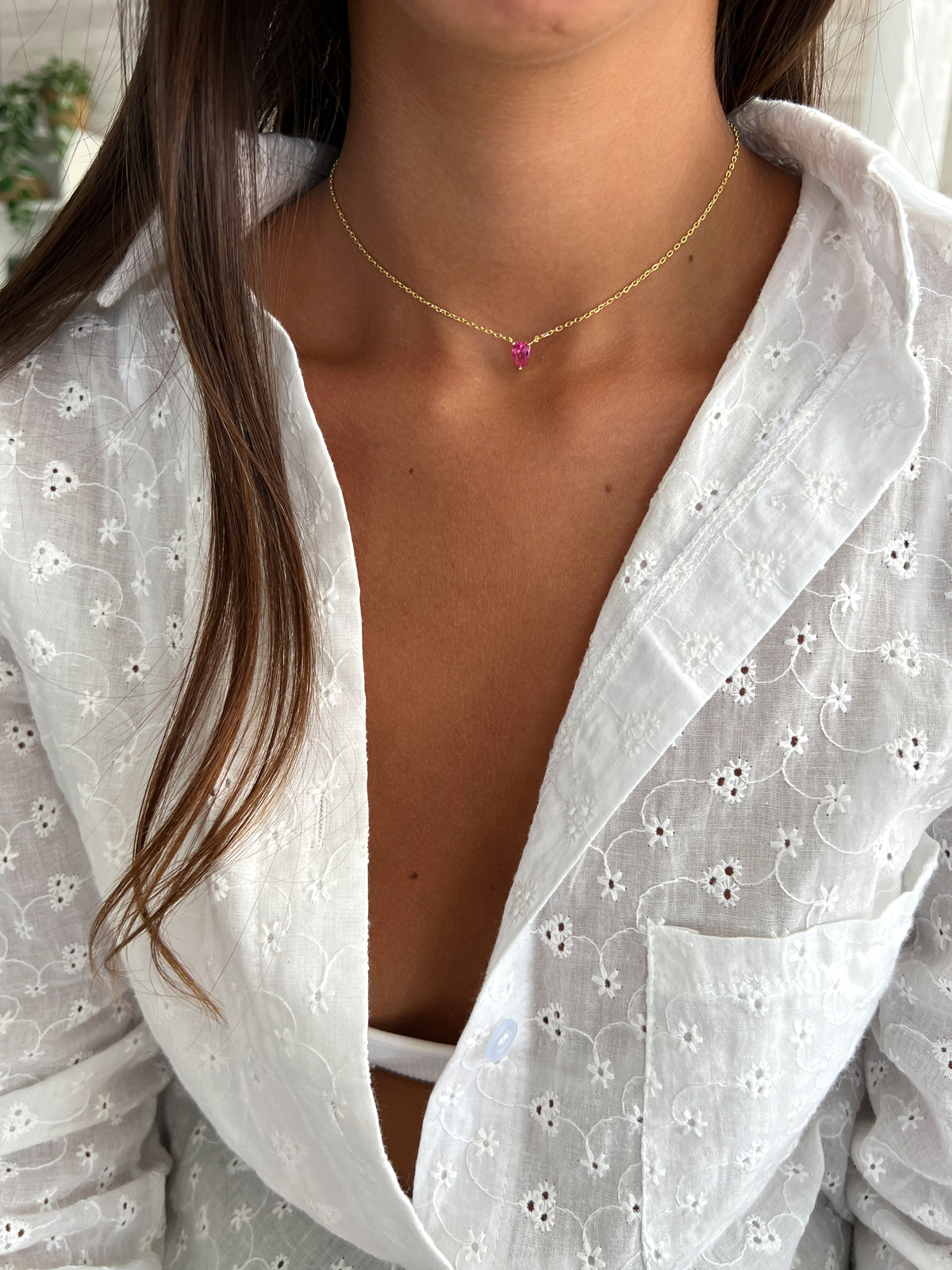 שרשרת צמודה סוליטר טיפה ורודה