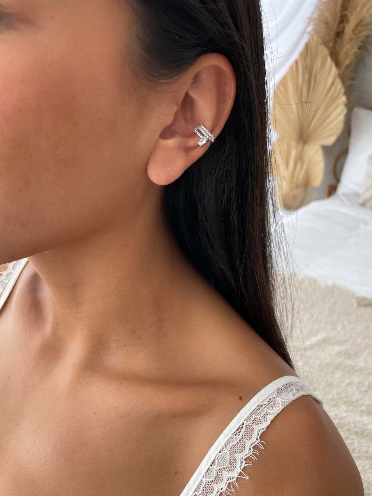 עגיל הליקס שורות וזירקון