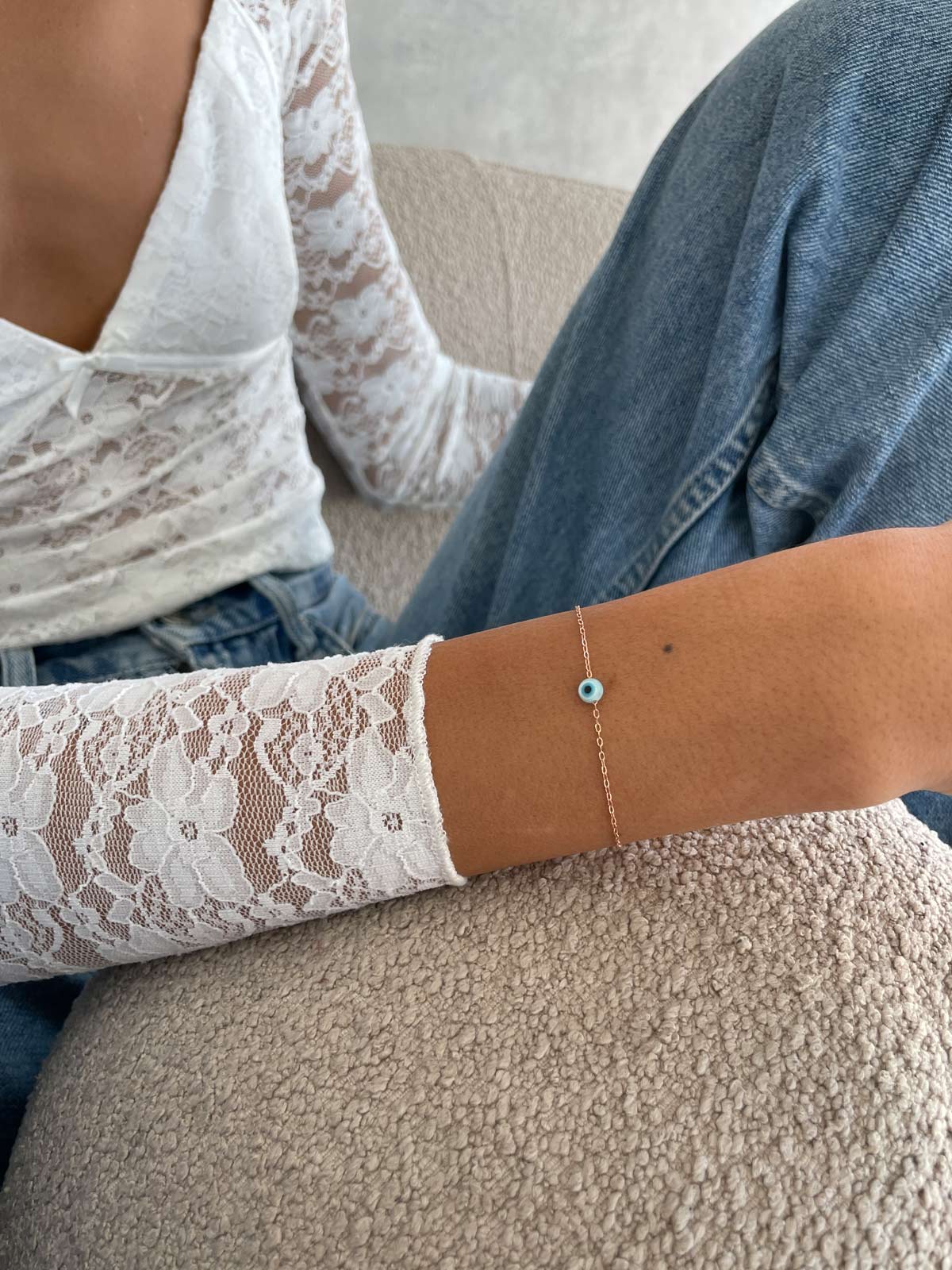 צמיד חרוז עין לבנה