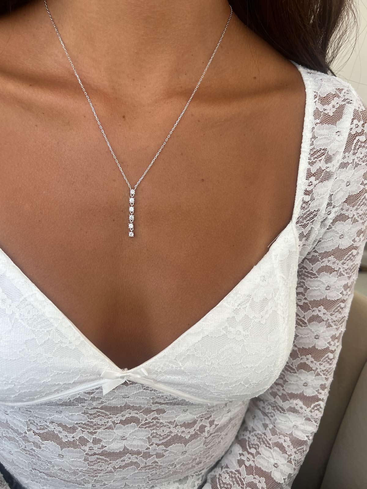 שרשרת זירקוני טניס נופלים