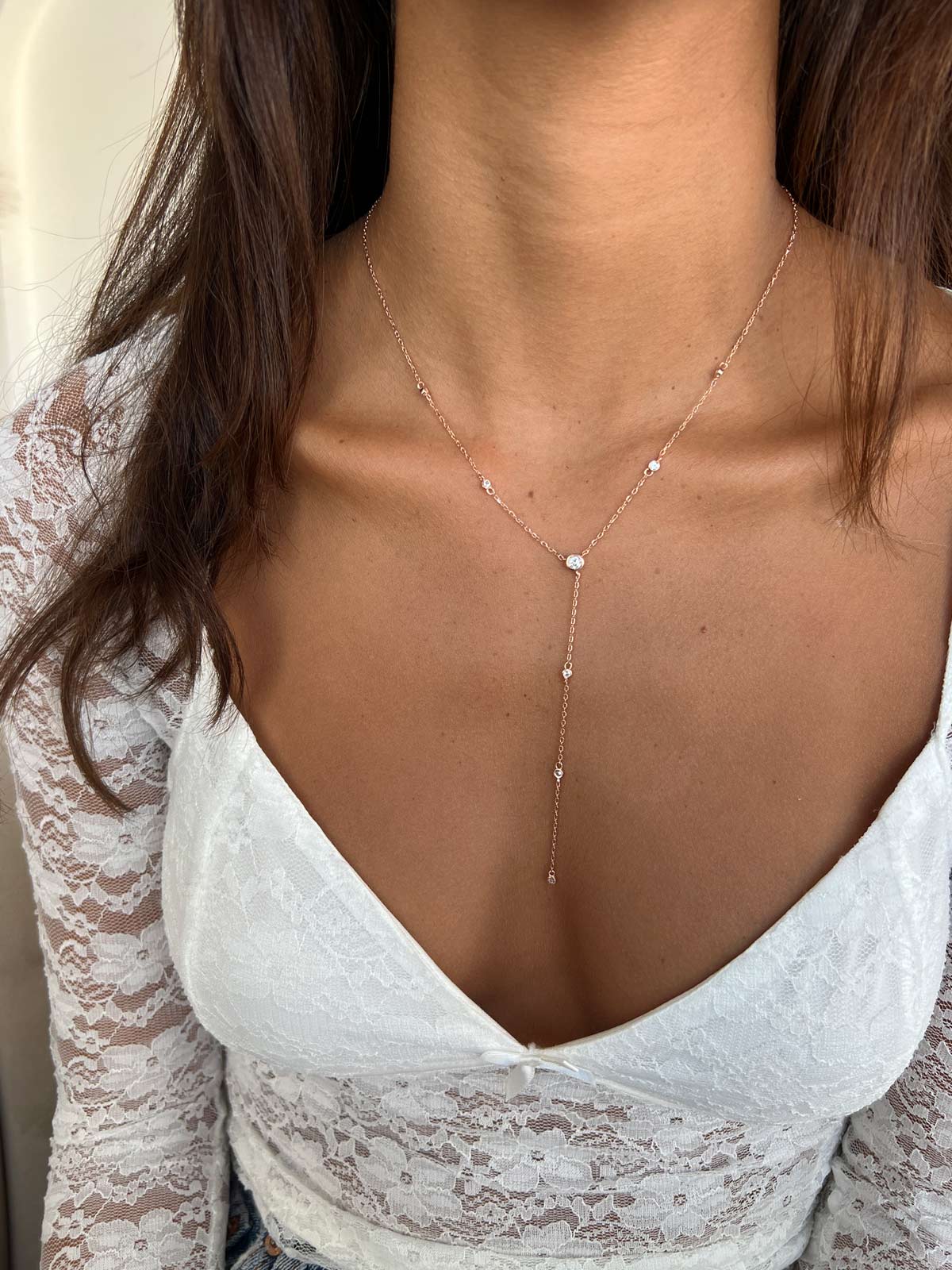 שרשרת עניבה סוליטרים עגולים