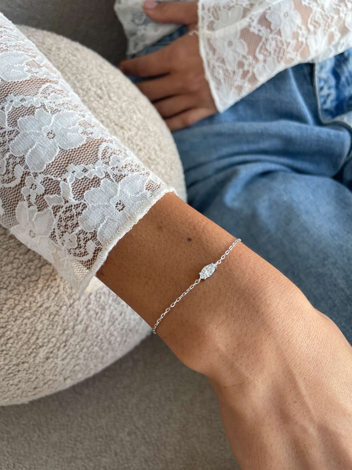 צמיד עדין מרקיזה