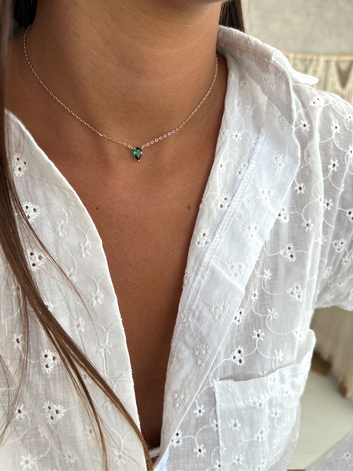 שרשרת צמודה סוליטר טיפה ירוקה