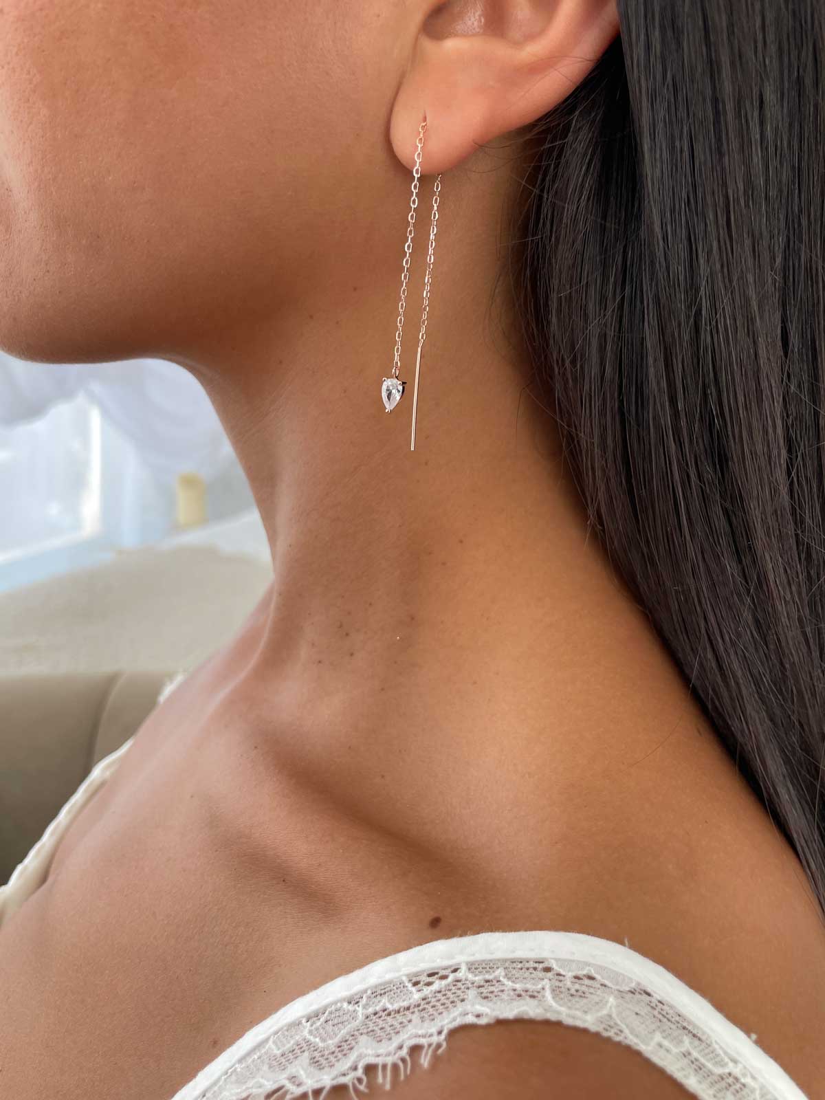 עגיל שרשרת נופלת וסוליטר טיפה