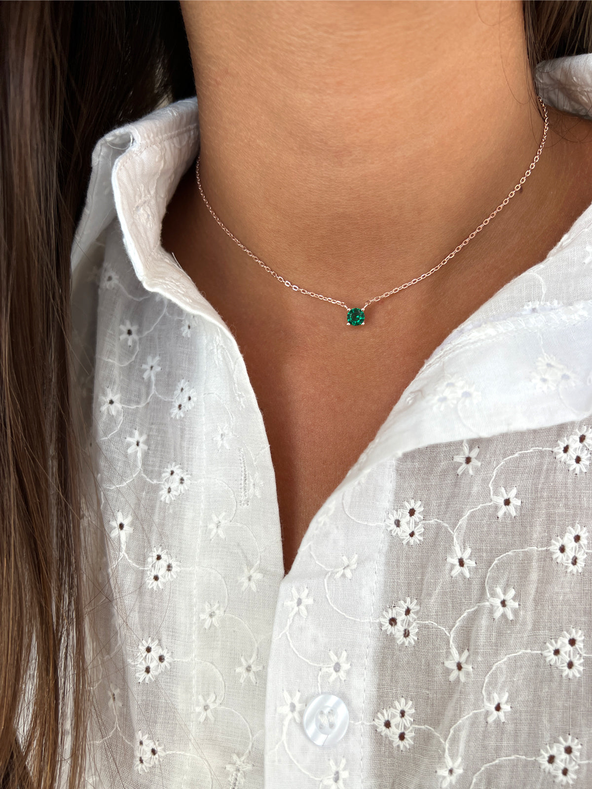 שרשרת צמודה סוליטר ירוק