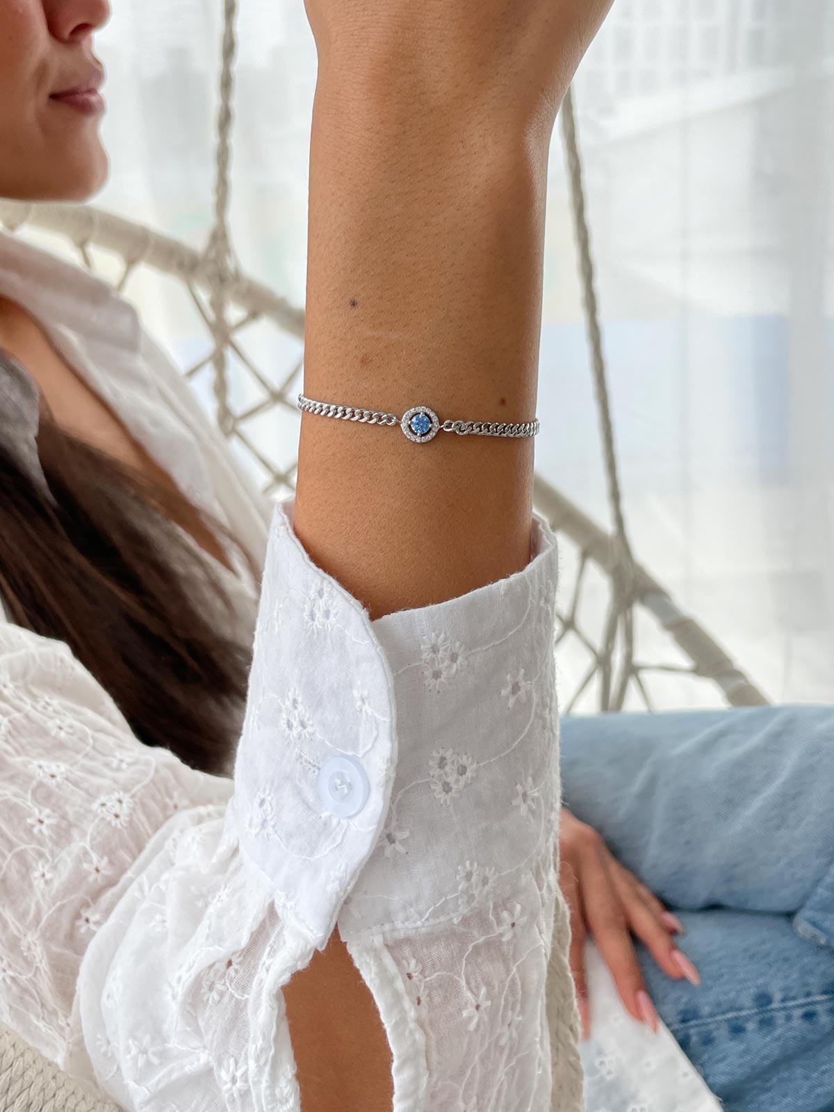 צמיד חוליות סוליטר תכלת משובץ