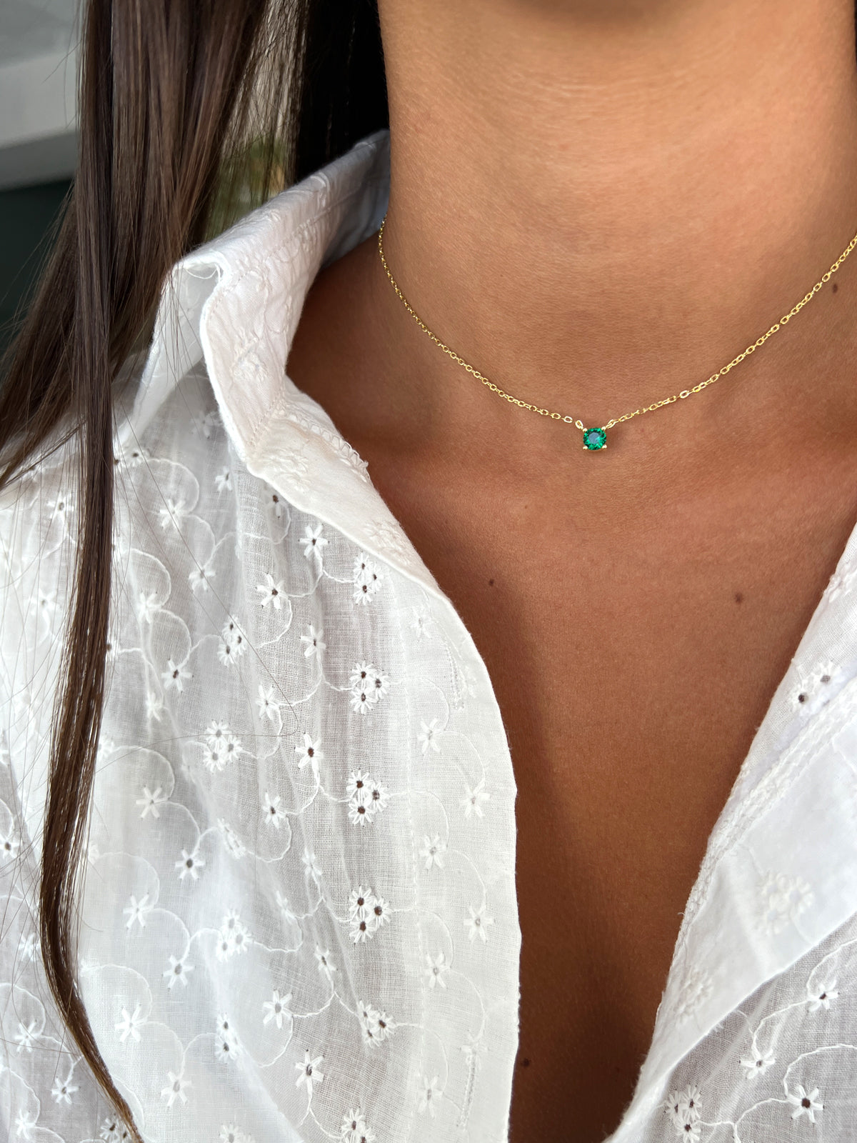 שרשרת צמודה סוליטר ירוק