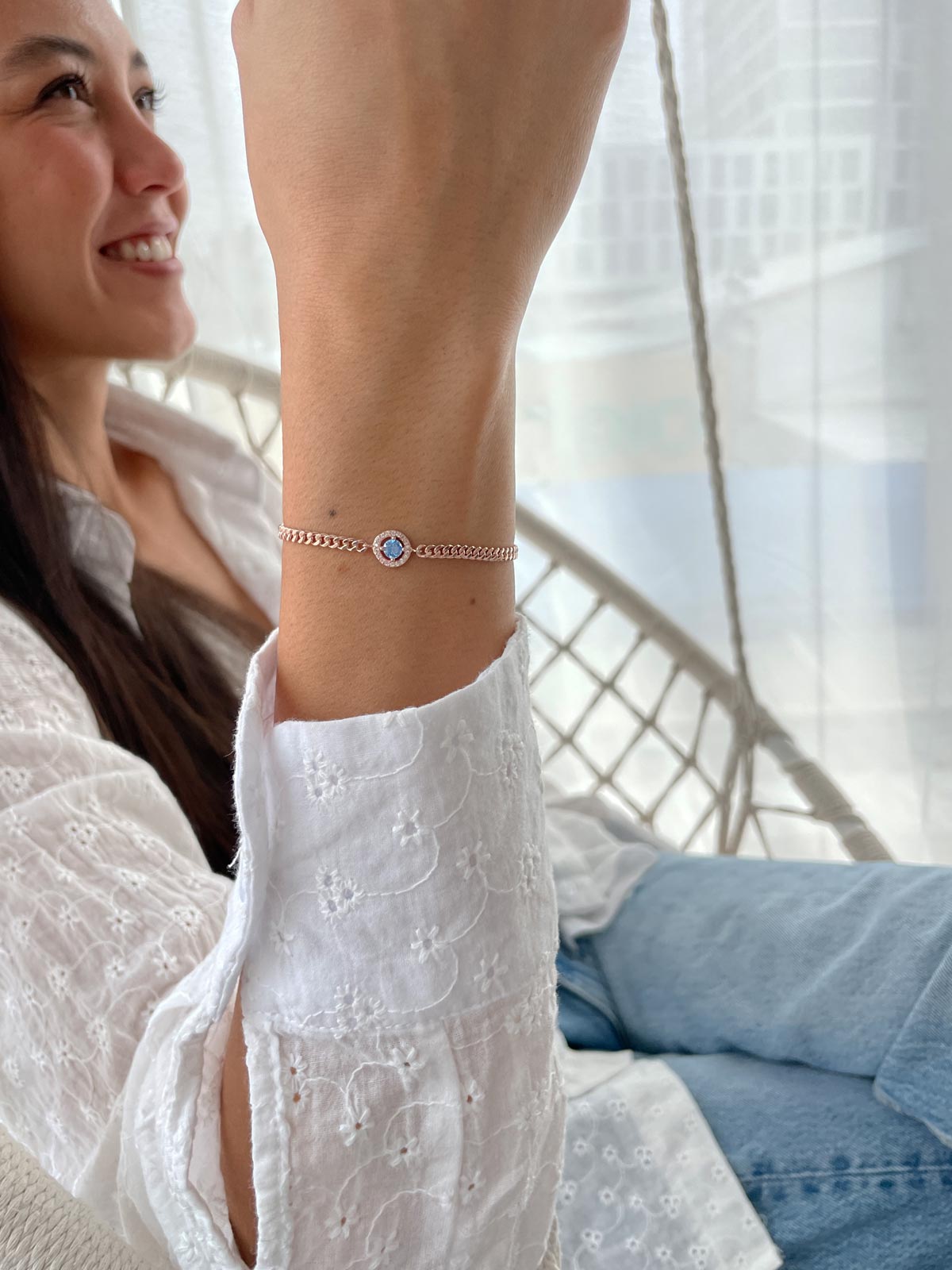 צמיד חוליות סוליטר תכלת משובץ