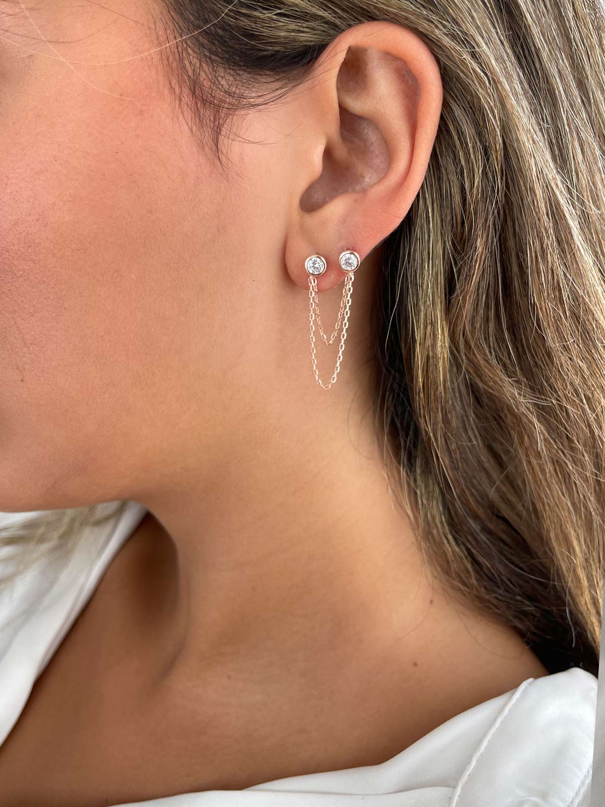 עגיל כפול שני סוליטרים עגולים ושרשראות