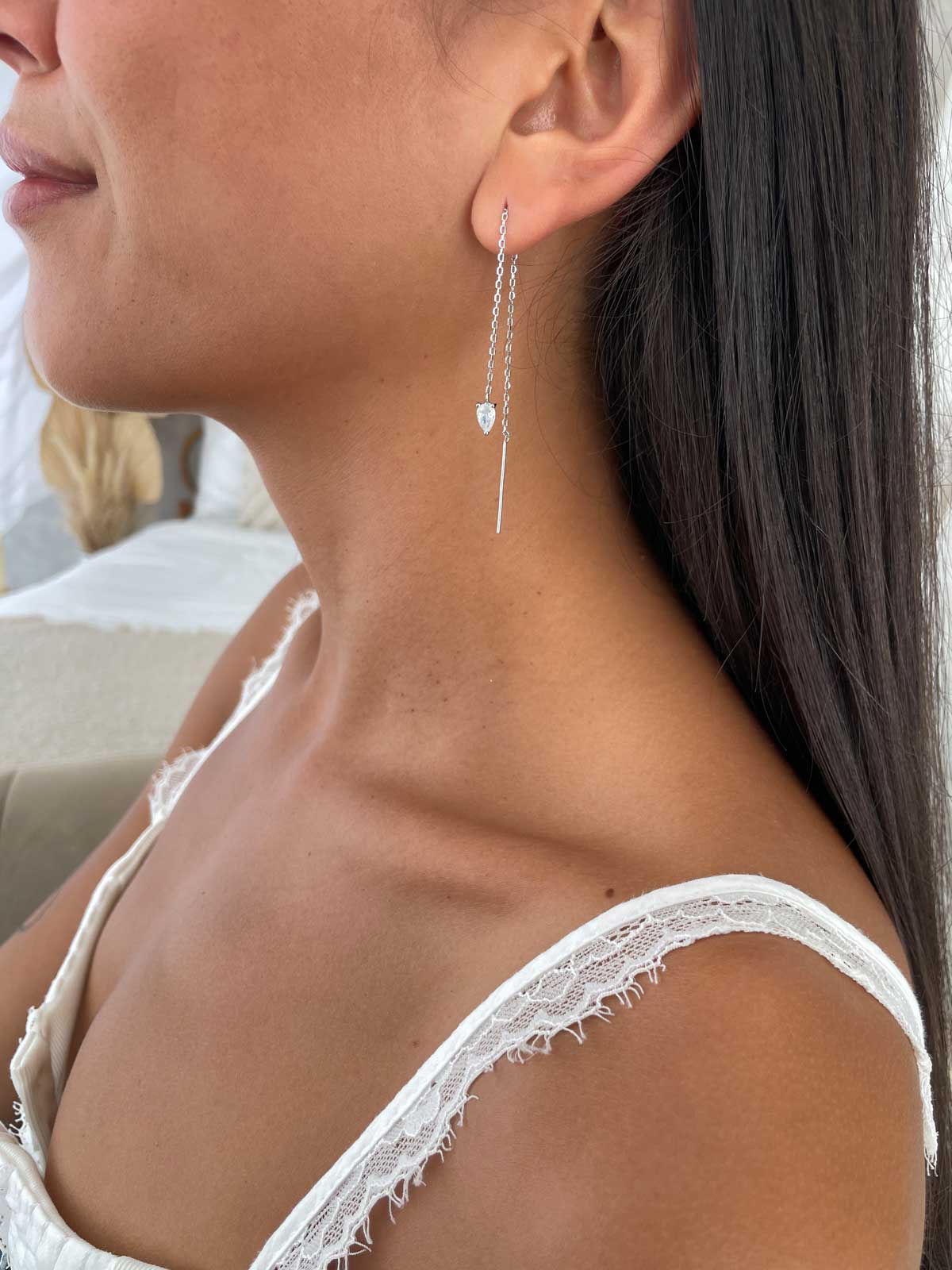 עגיל שרשרת נופלת וסוליטר טיפה