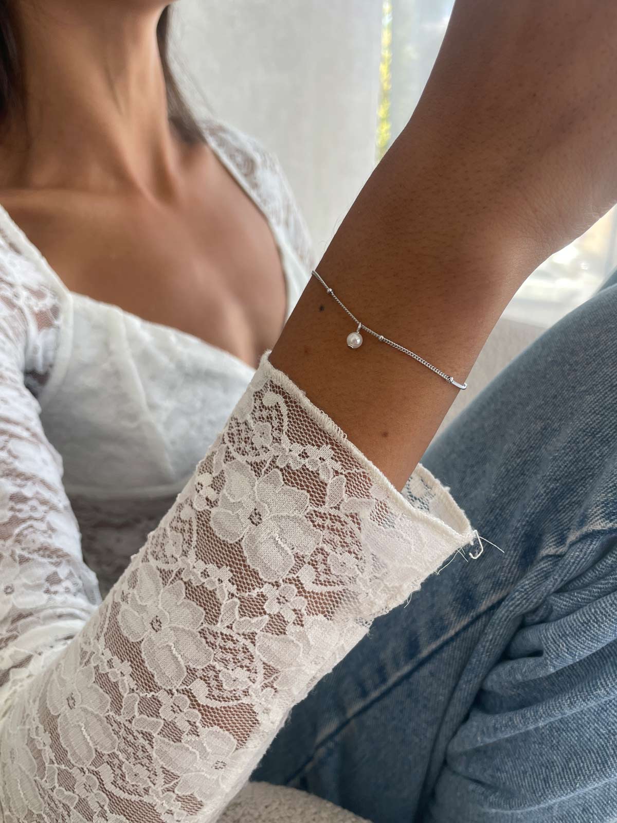 צמיד עדין חרוזים ופנינה