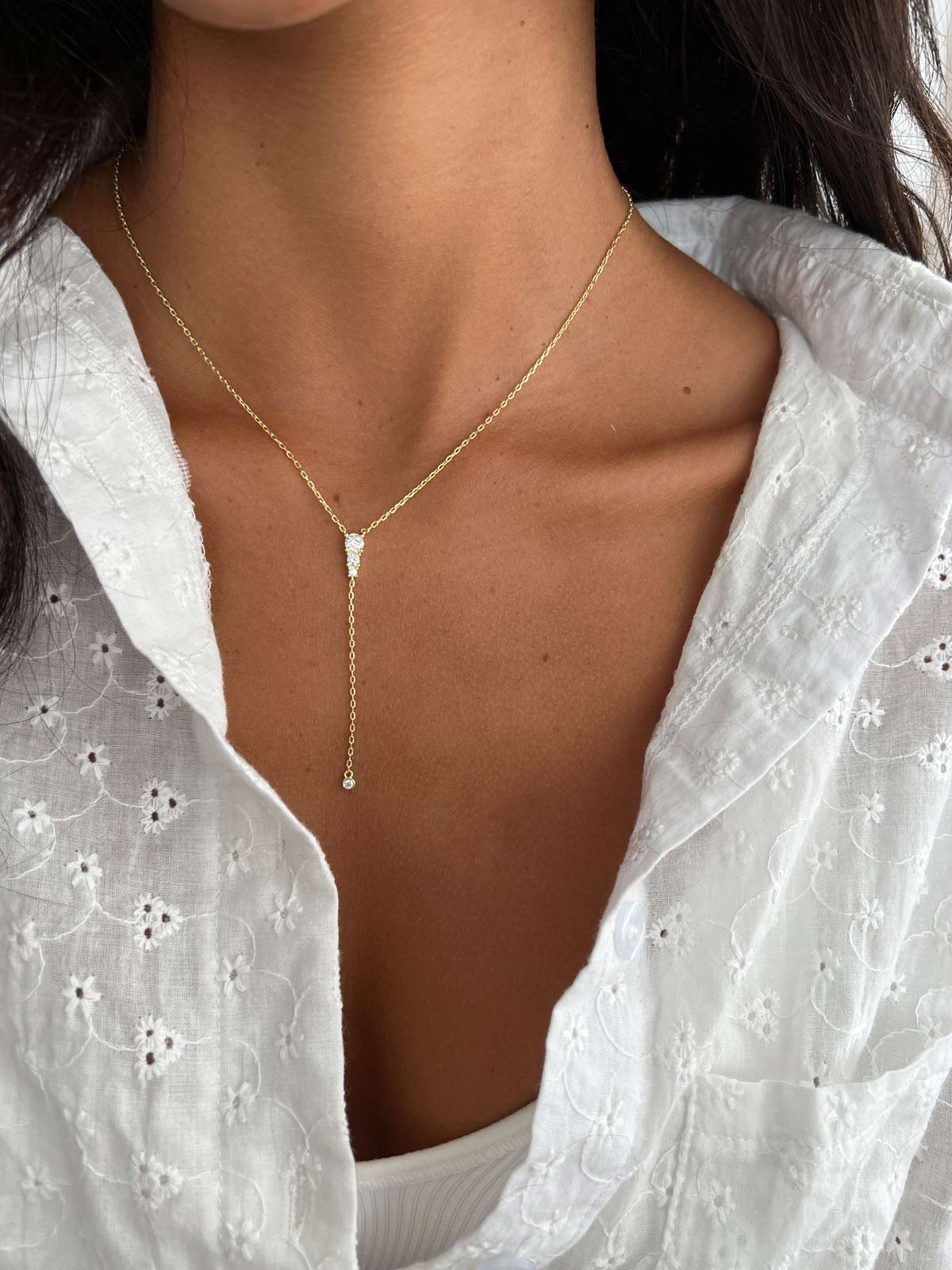 שרשרת עניבה סוליטרים קצרה