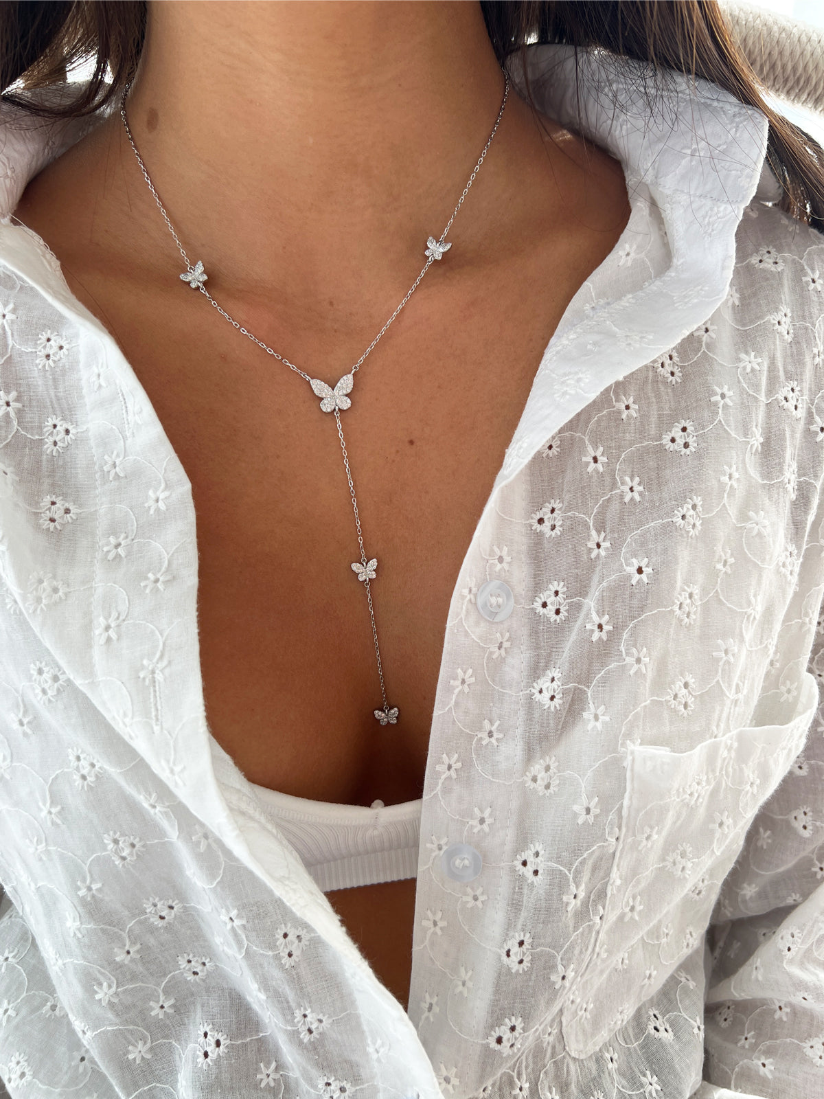 שרשרת עניבה פרפרים משובצים