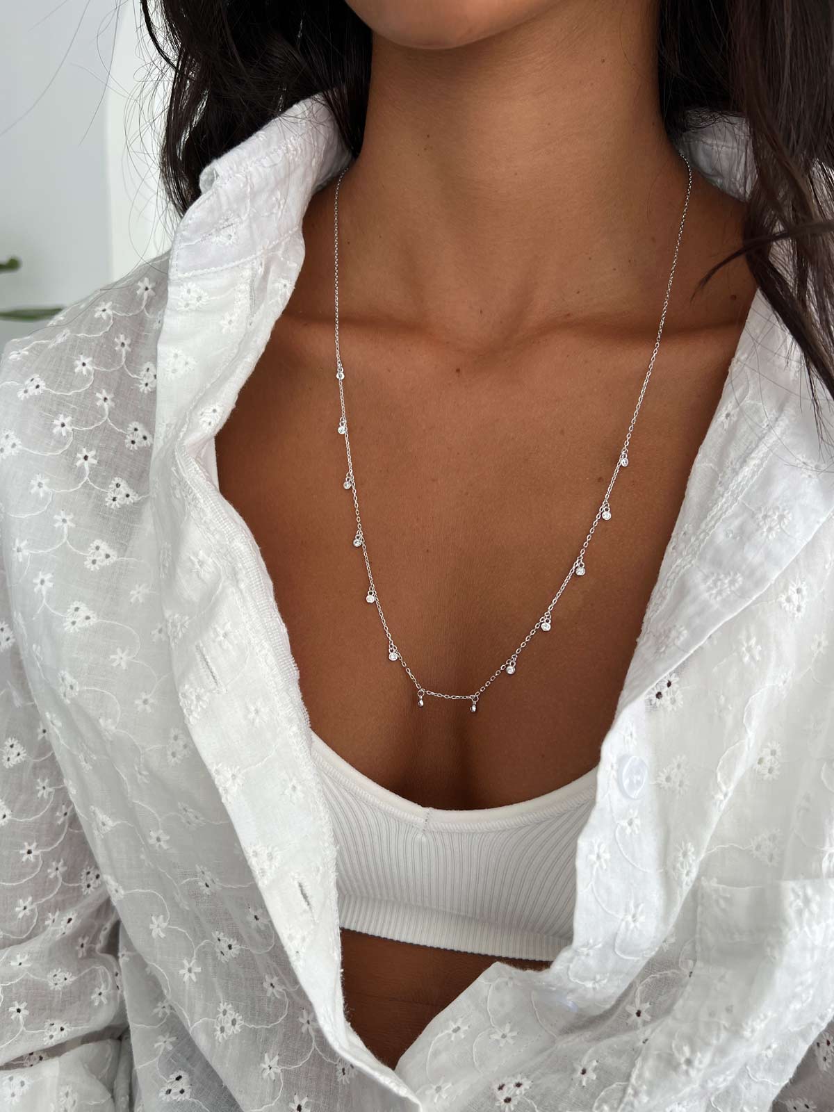 שרשרת ארוכה סוליטרים נופלים