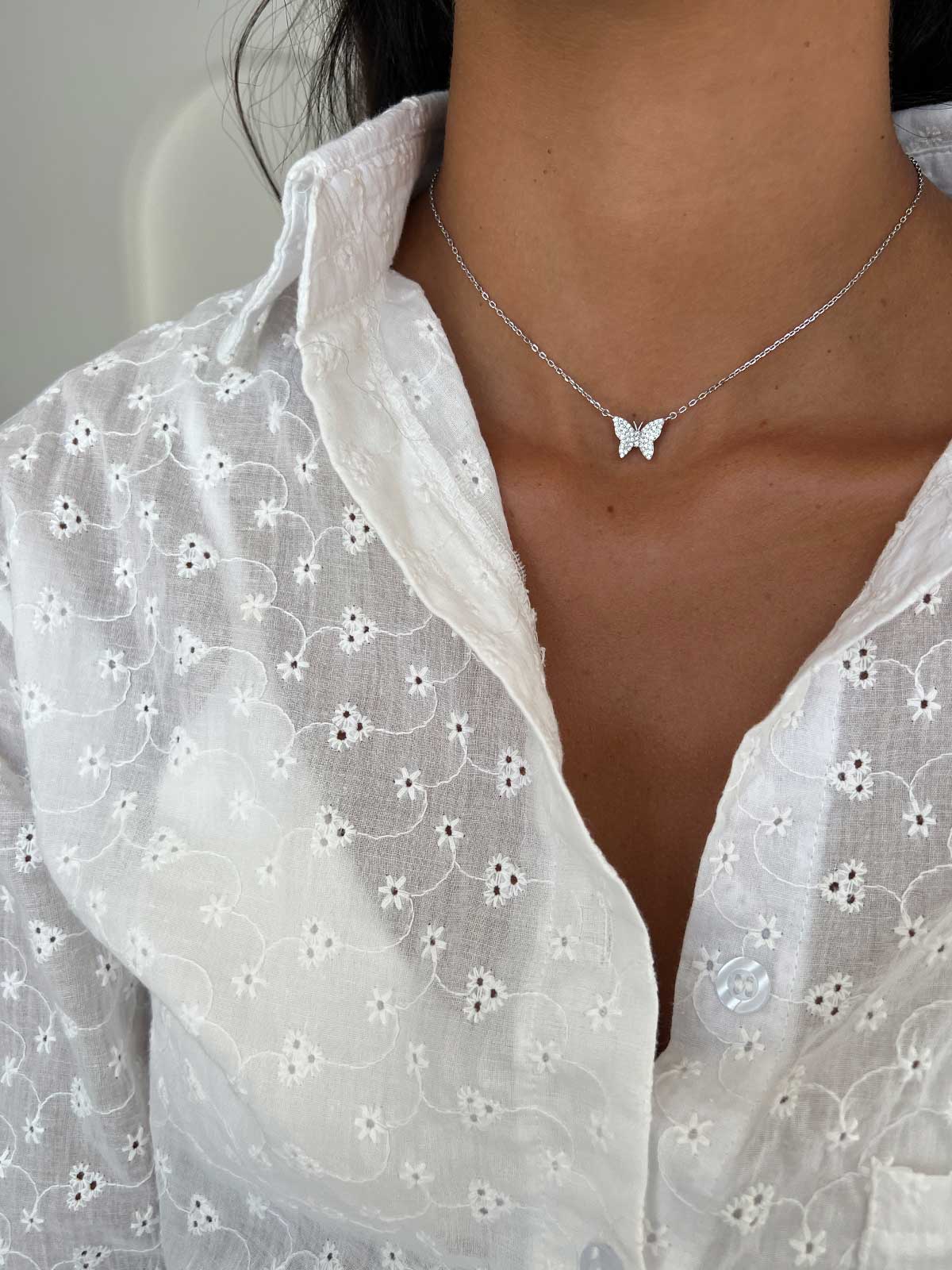 שרשרת פרפר משובץ