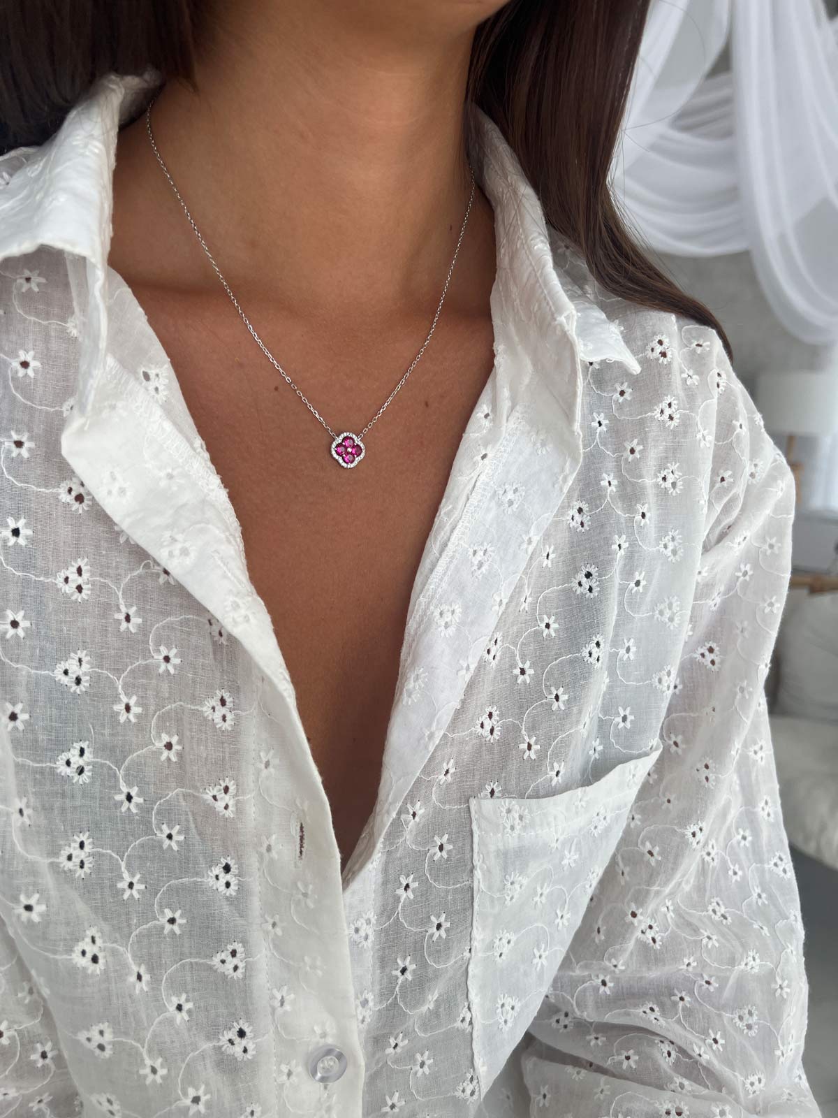 שרשרת תלתן סוליטרים ורודים משובץ