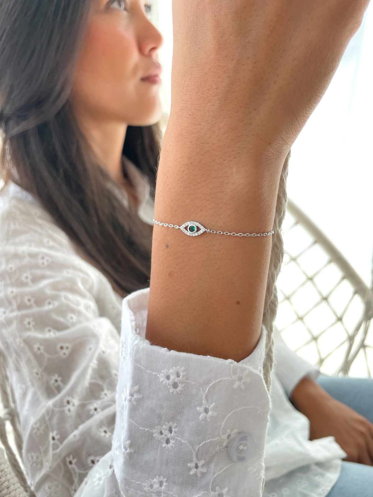 צמיד עין קטנה אבן ירוקה