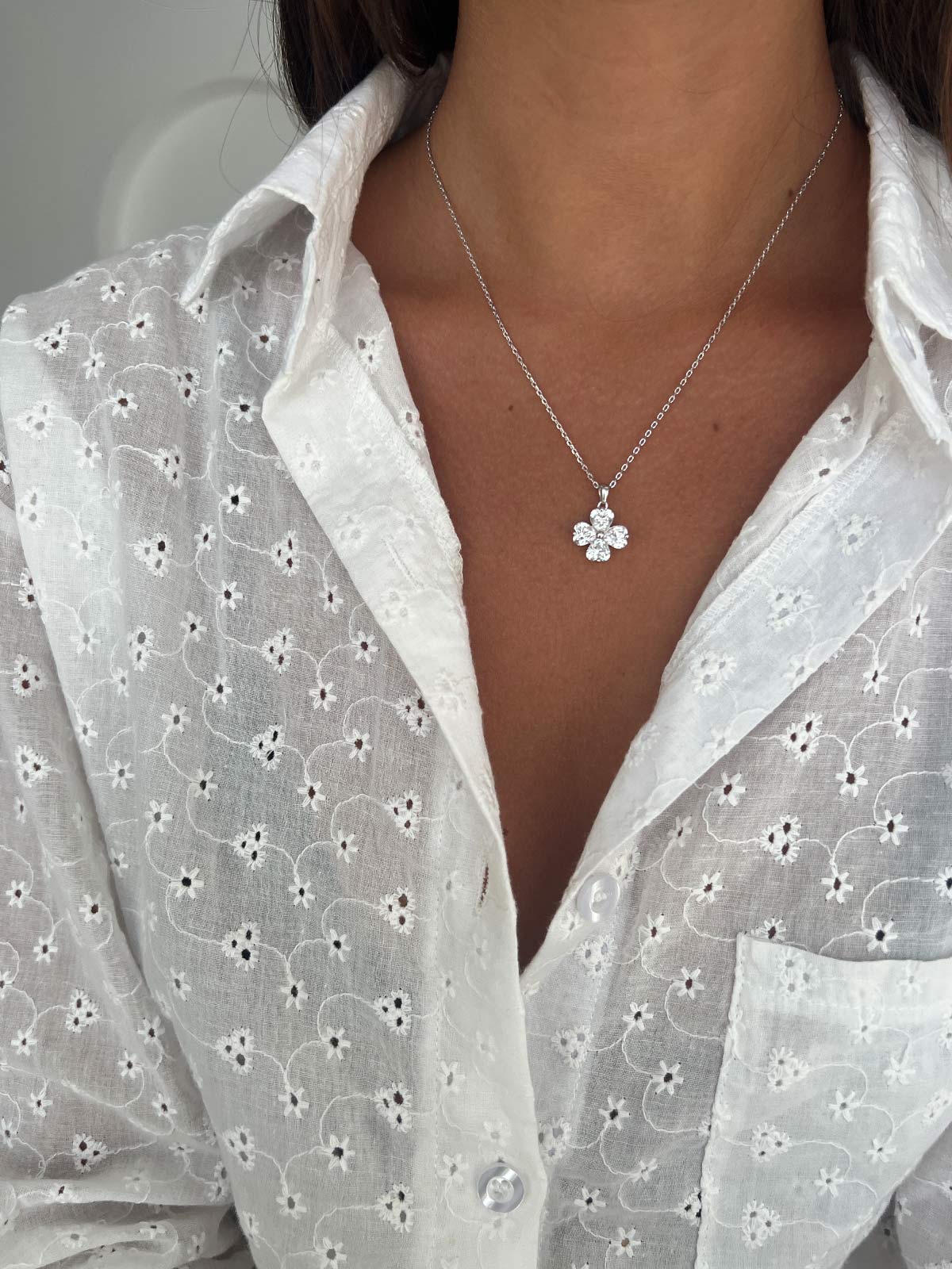 שרשרת תלתן לבבות סוליטרים