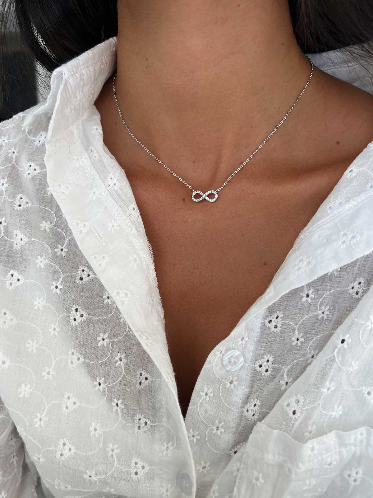 שרשרת צמודה אינפיניטי