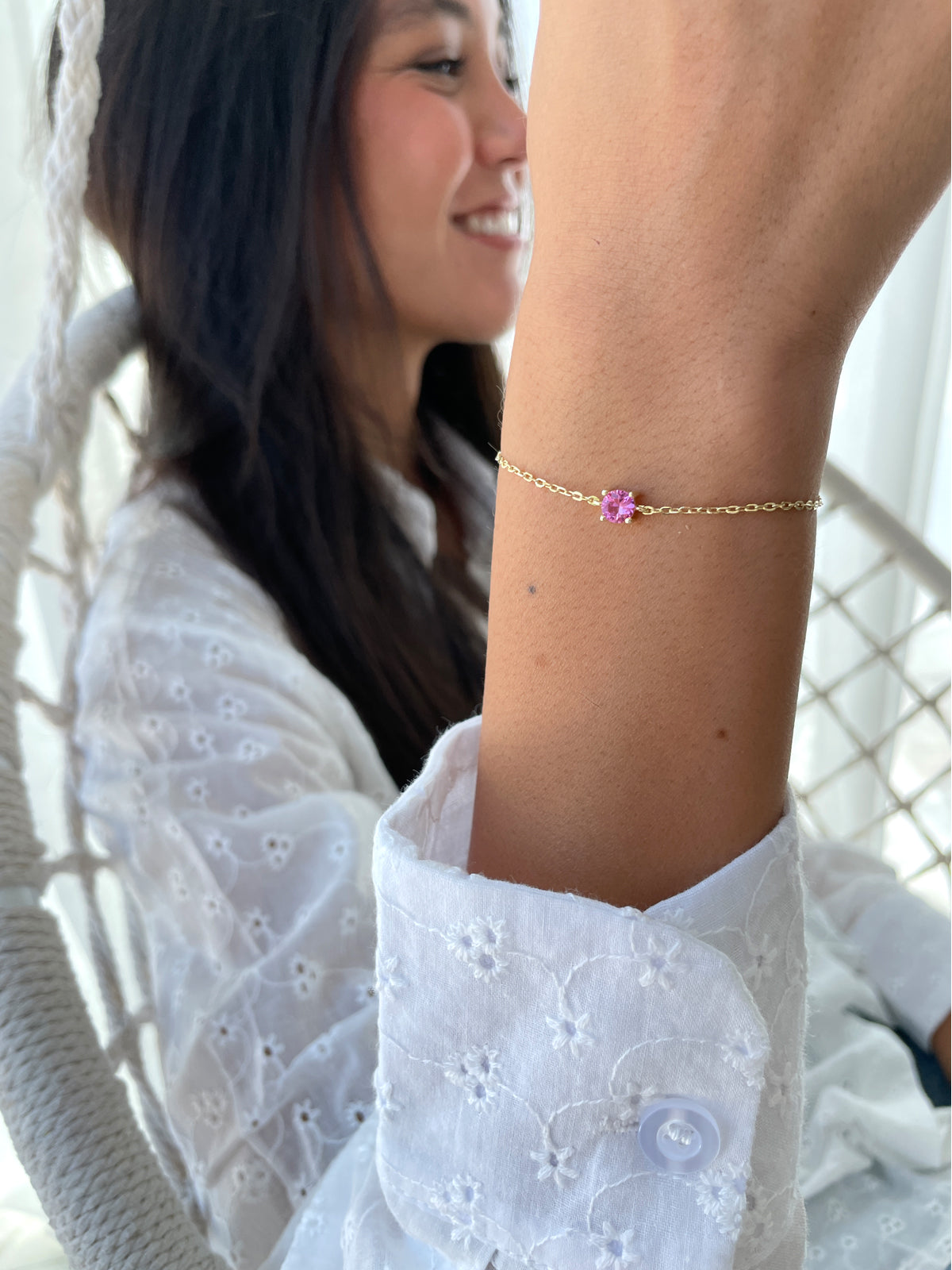 צמיד עדין סוליטר ורוד