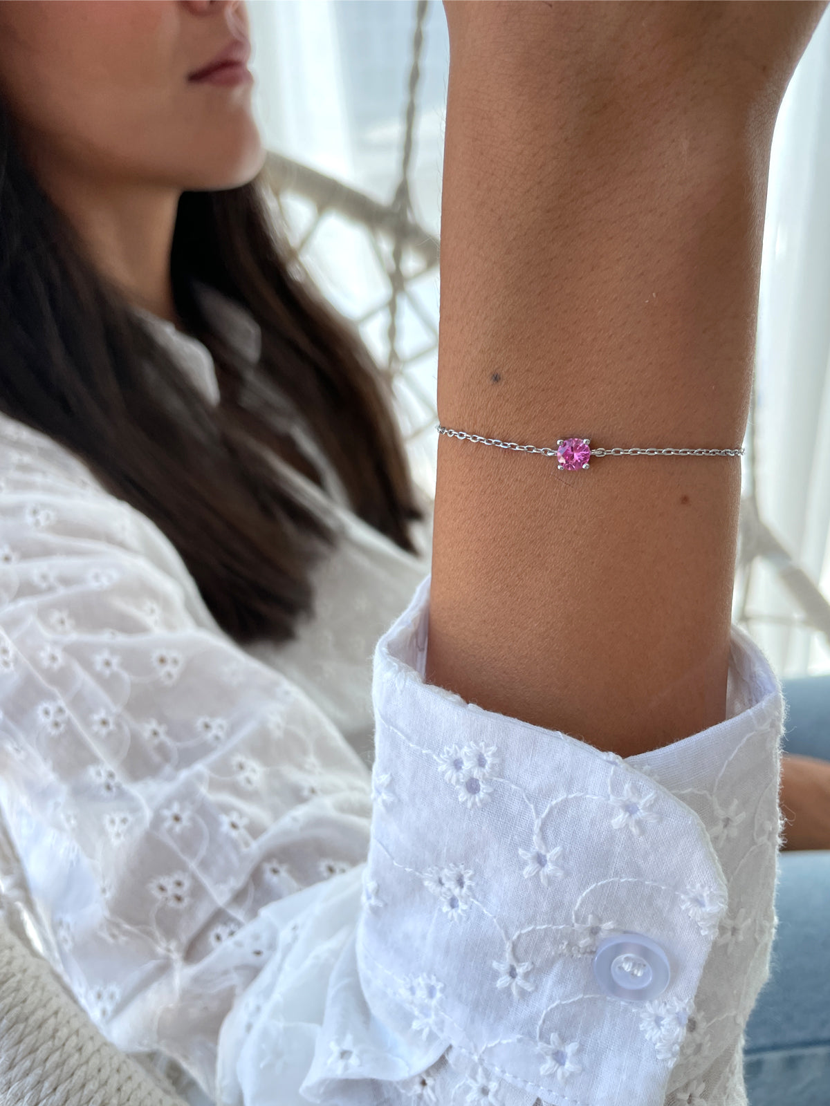 צמיד עדין סוליטר ורוד