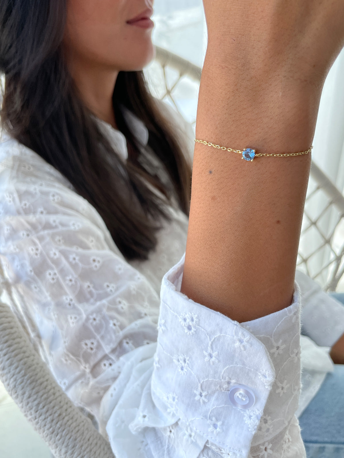 צמיד עדין סוליטר תכלת