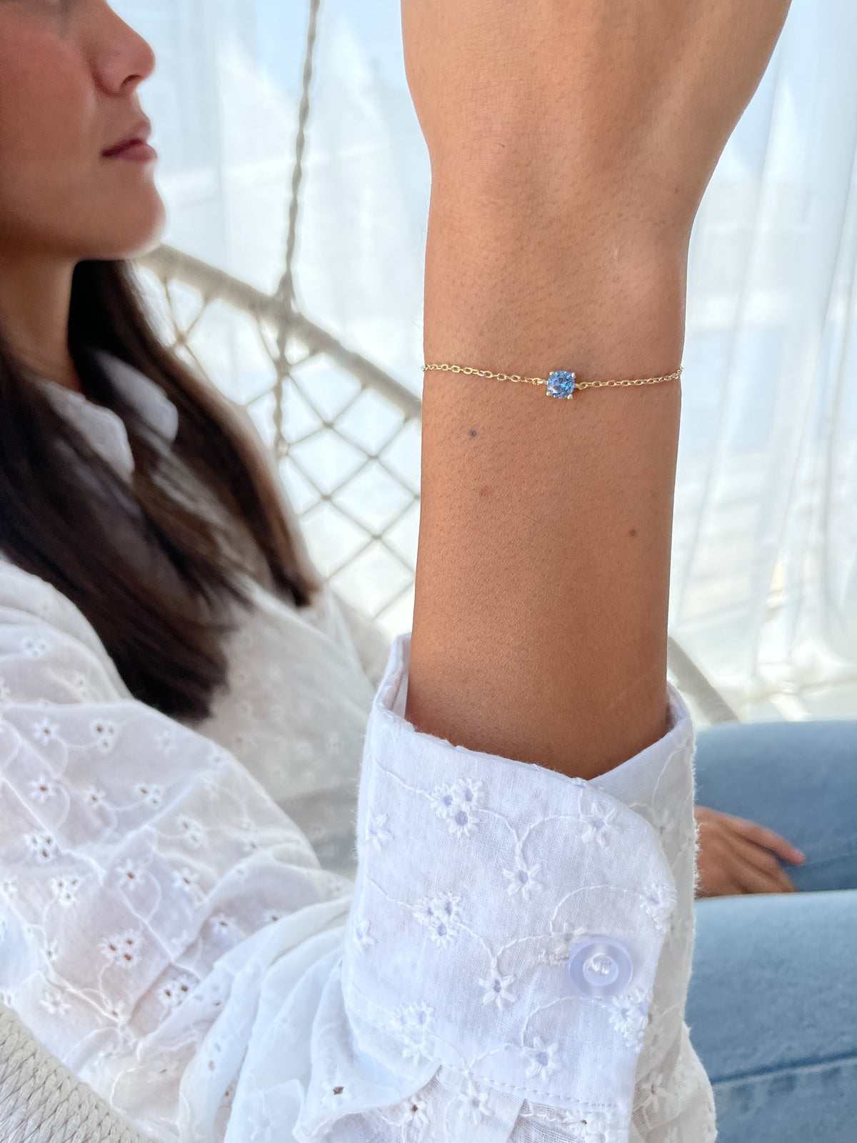 צמיד עדין סוליטר תכלת