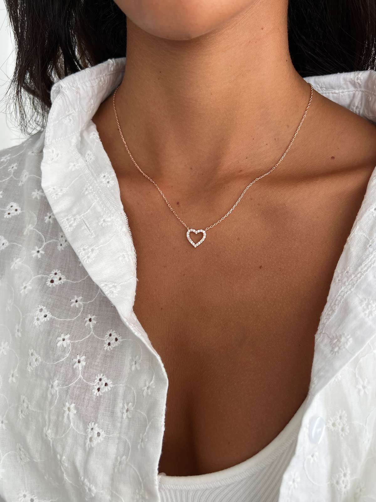 שרשרת לב גדול משובץ