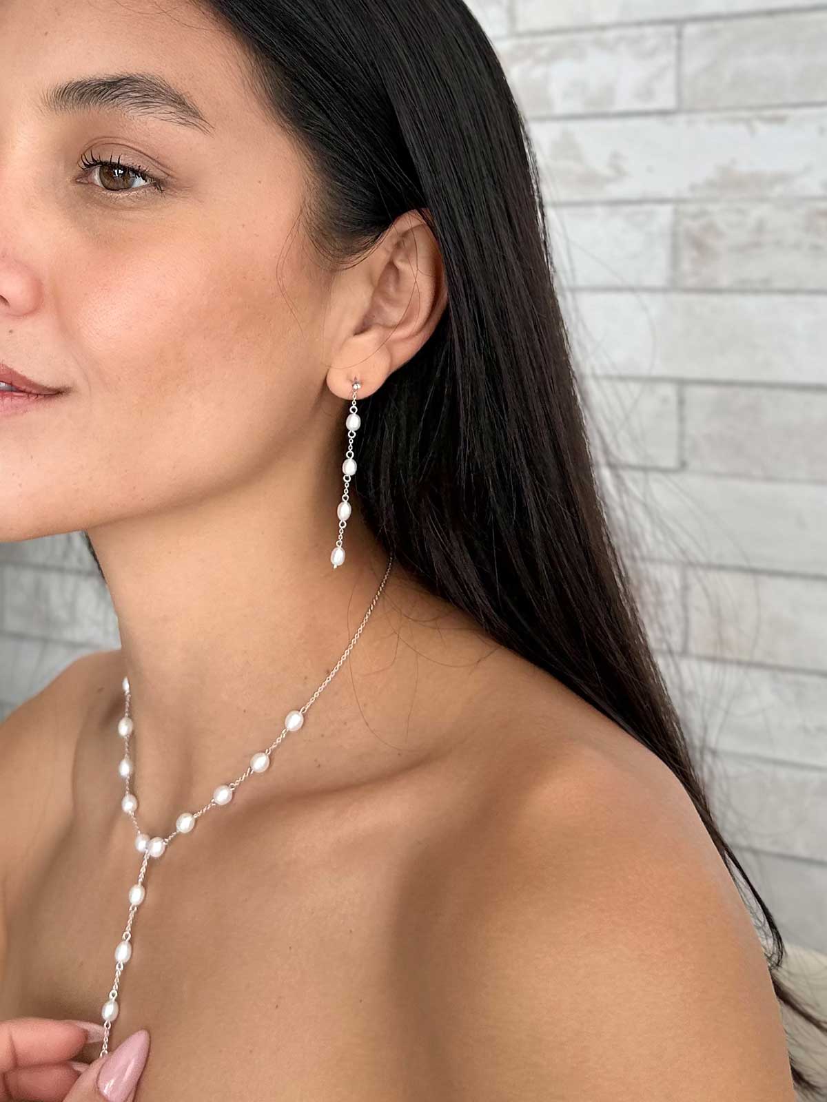 עגילי פנינים נופלים