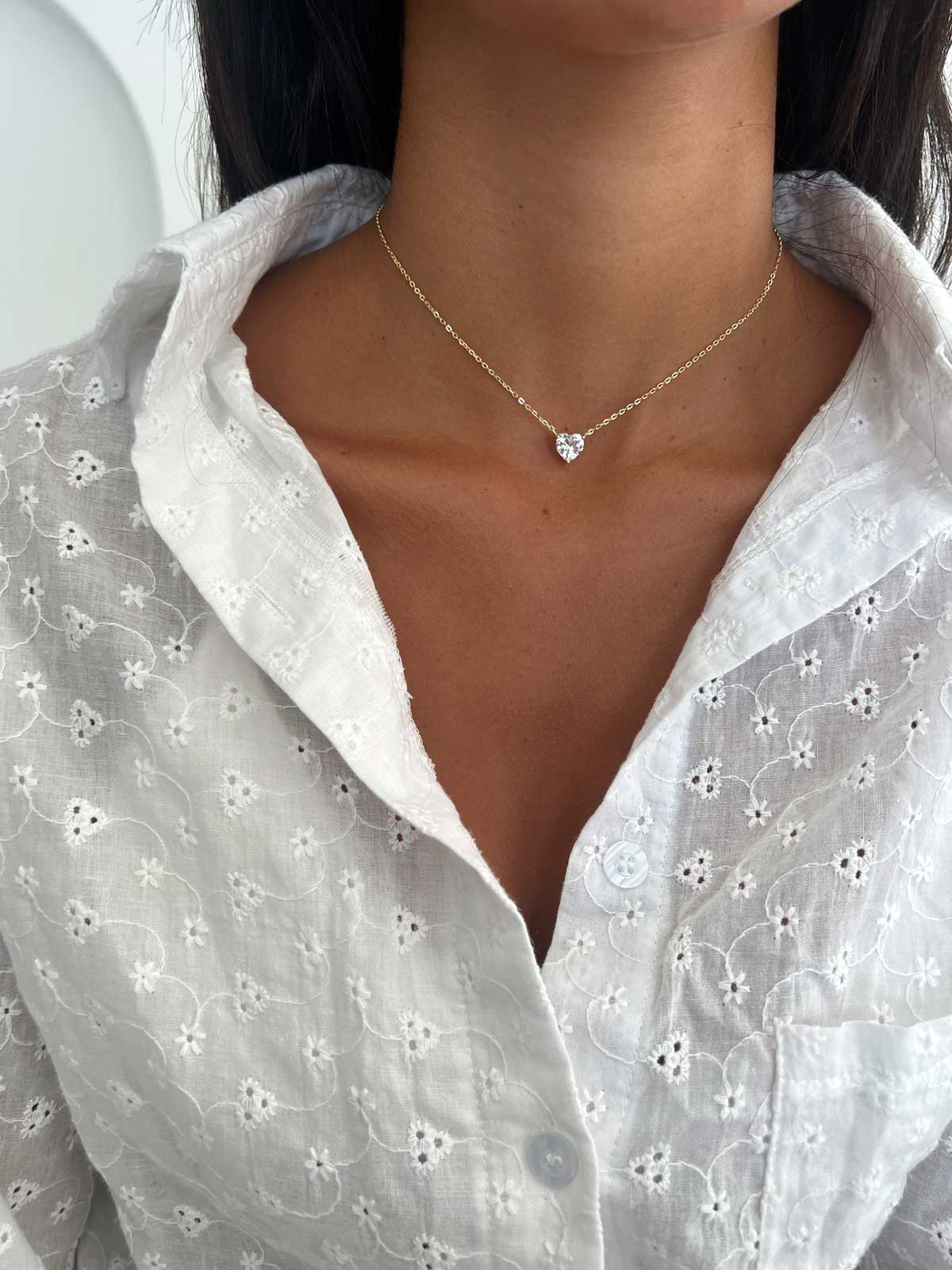 שרשרת צמודה סוליטר לב גדול