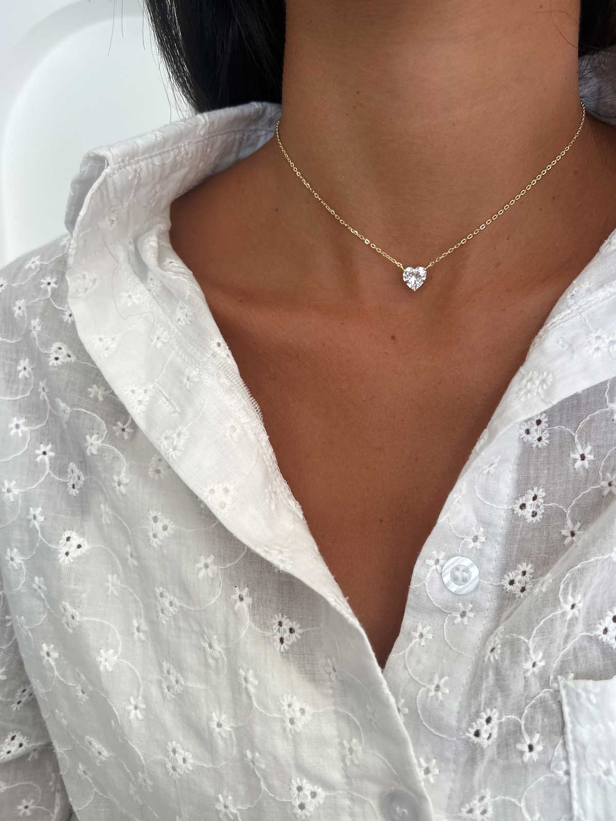 שרשרת צמודה סוליטר לב גדול