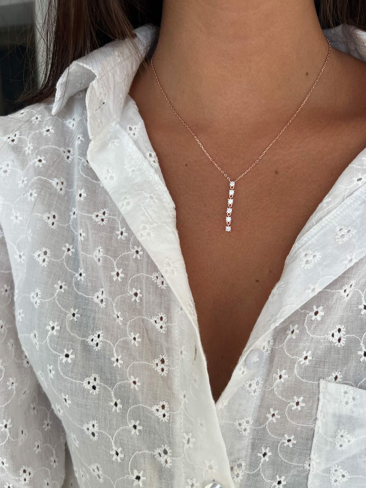 שרשרת זירקוני טניס נופלים