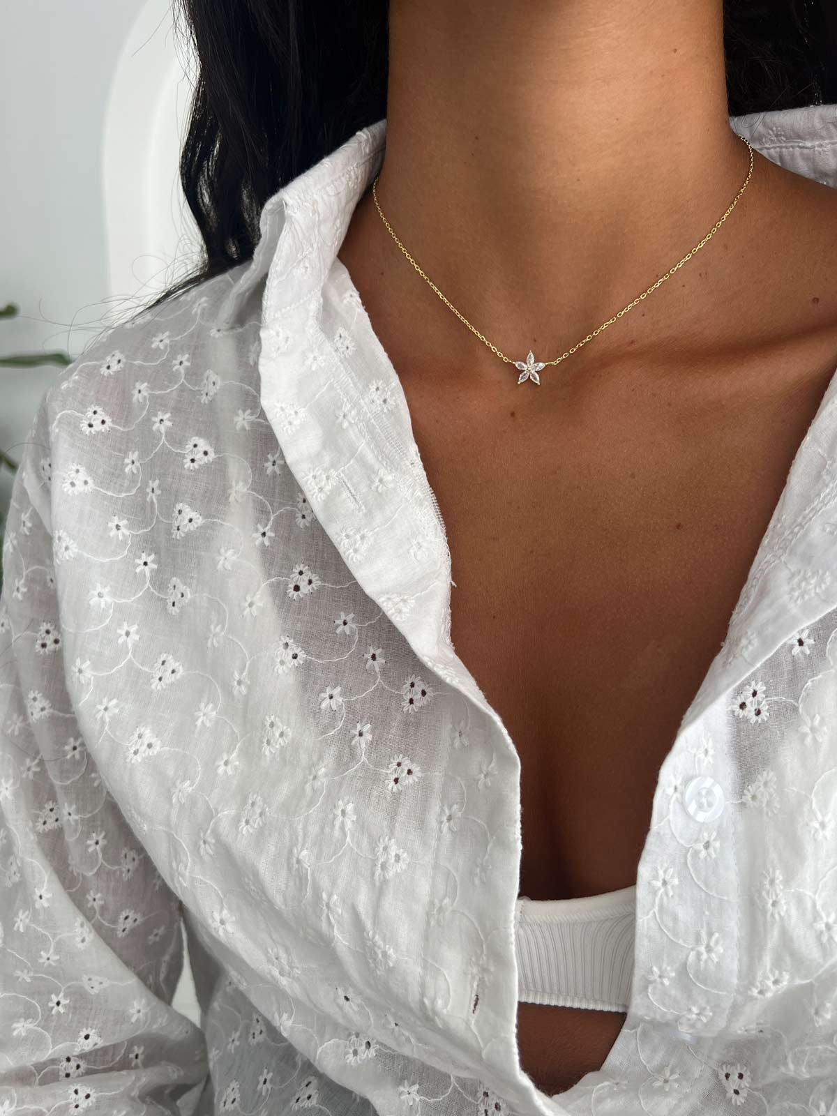 שרשרת צמודה פרח מרקיזות