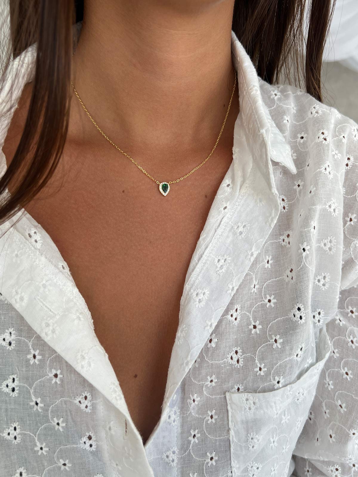 שרשרת צמודה טיפה ירוקה