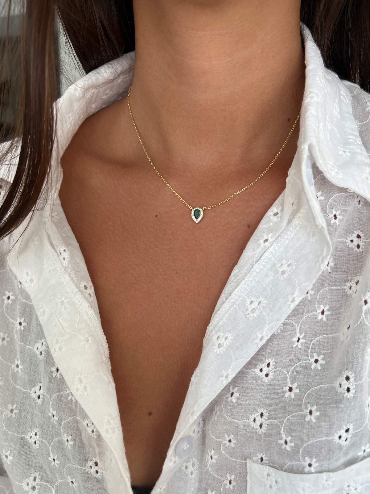 שרשרת צמודה טיפה ירוקה