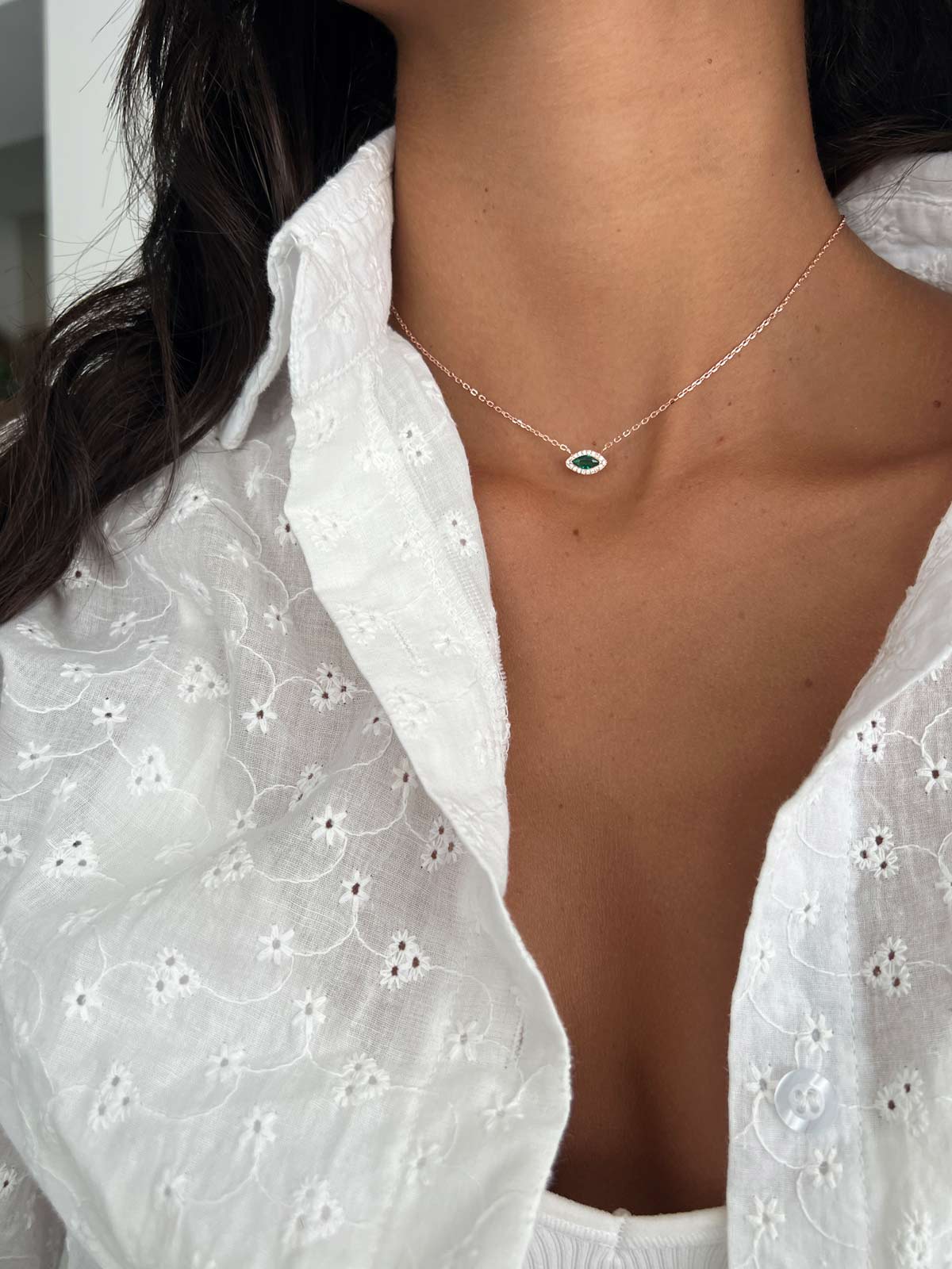 שרשרת צמודה סוליטר מרקיזה ירוק משובץ