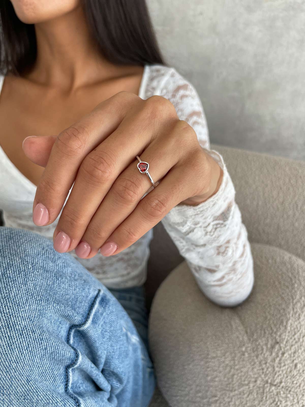 טבעת סוליטר בזל לב אדום