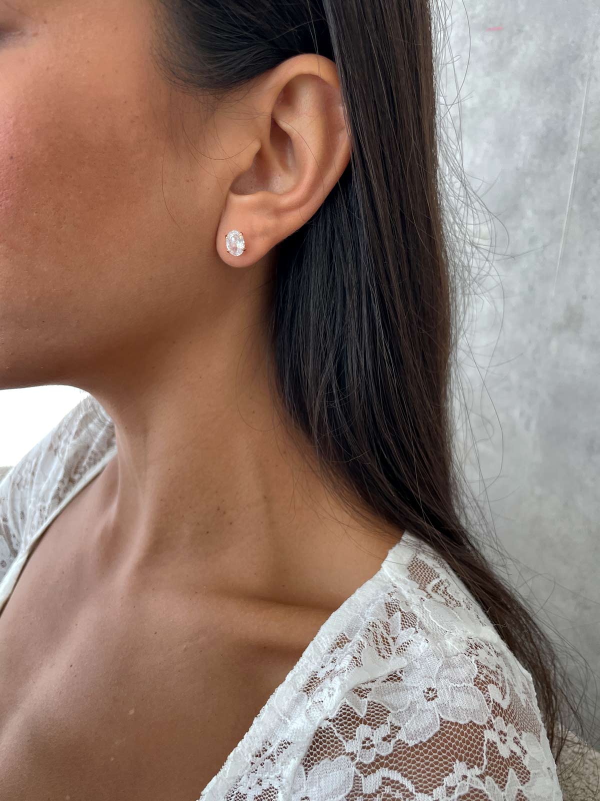 עגילים צמודים זירקון אליפסה