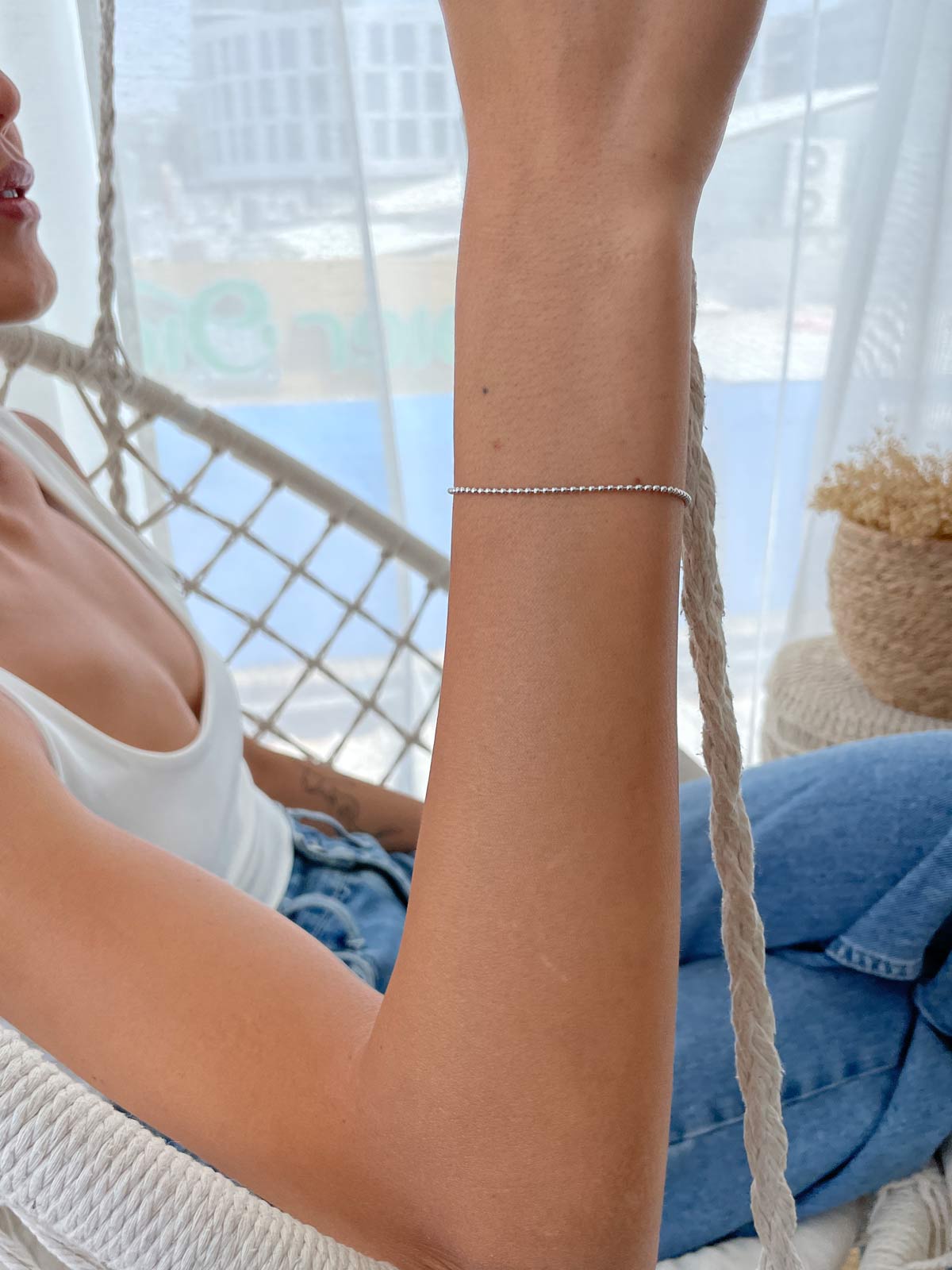 צמיד עדין חרוזים קטנים