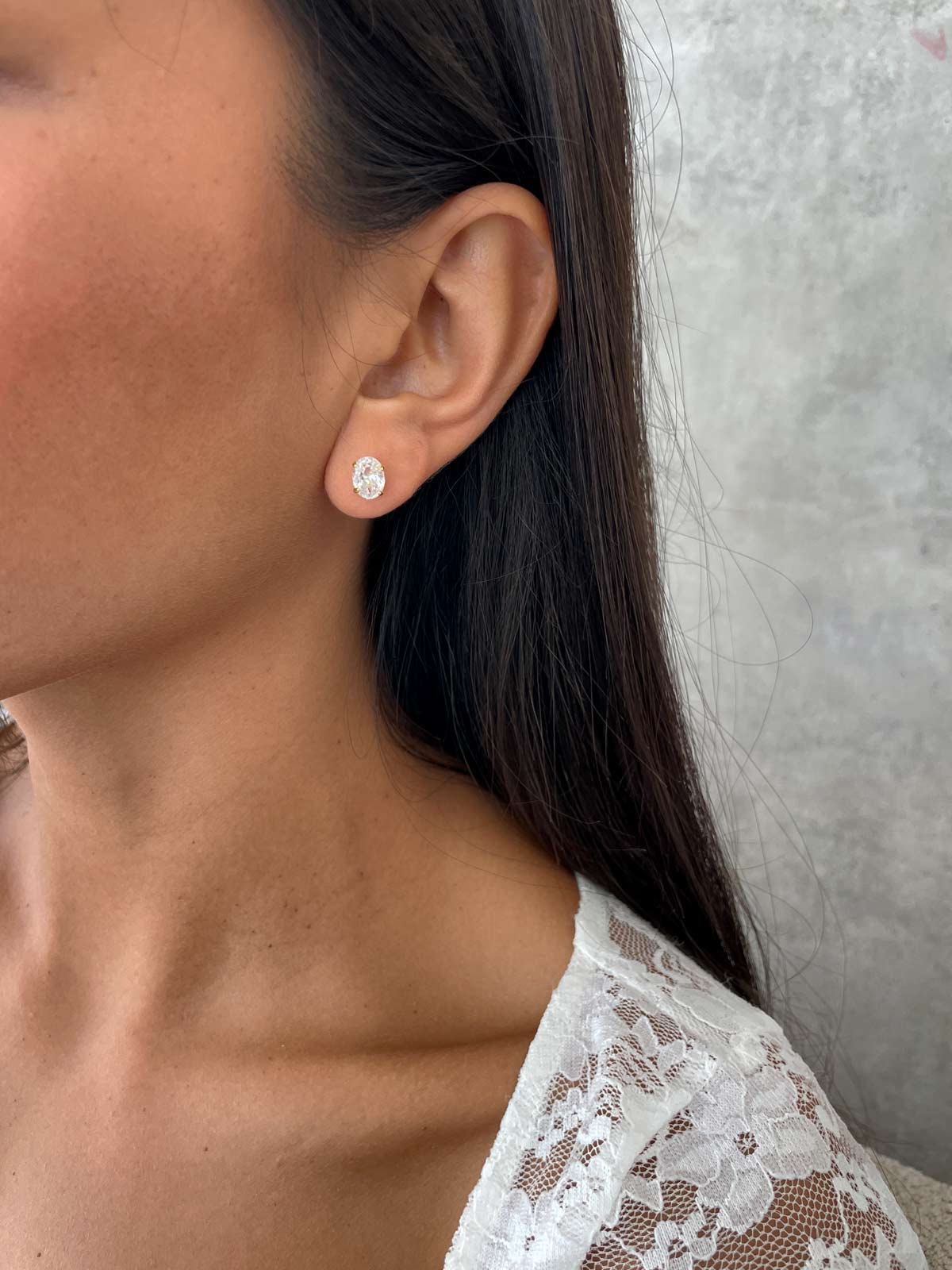 עגילים צמודים זירקון אליפסה