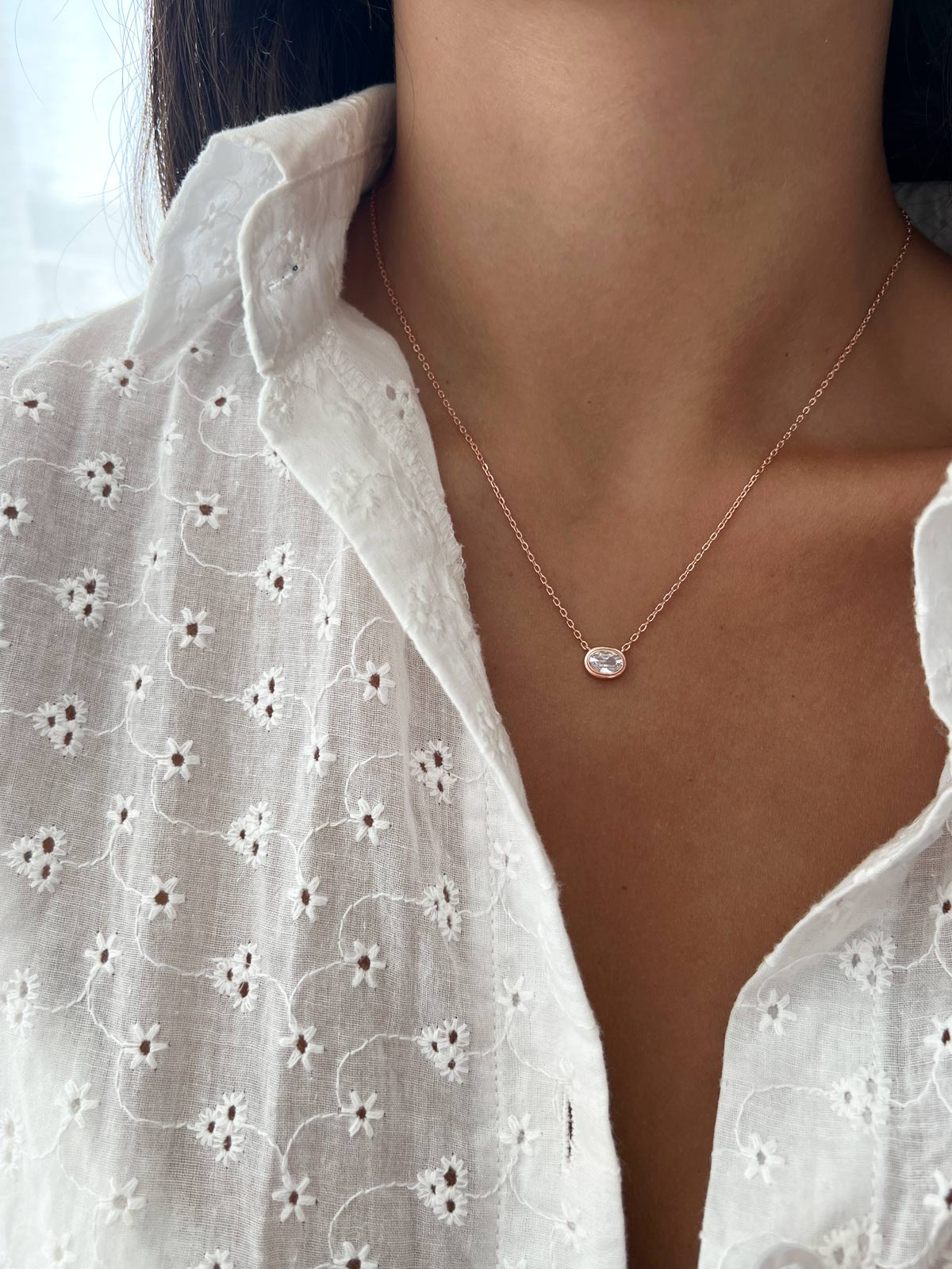 שרשרת סוליטר אליפסה שוכב