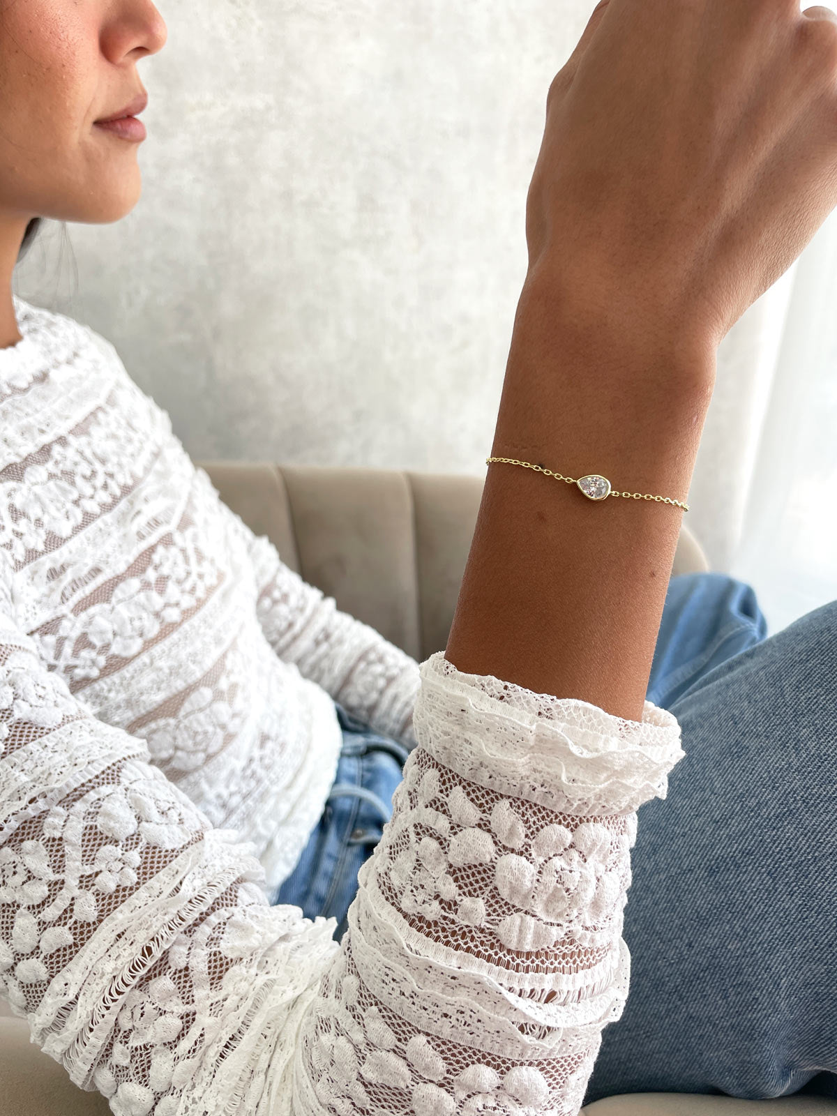 צמיד סוליטר טיפה שוכבת