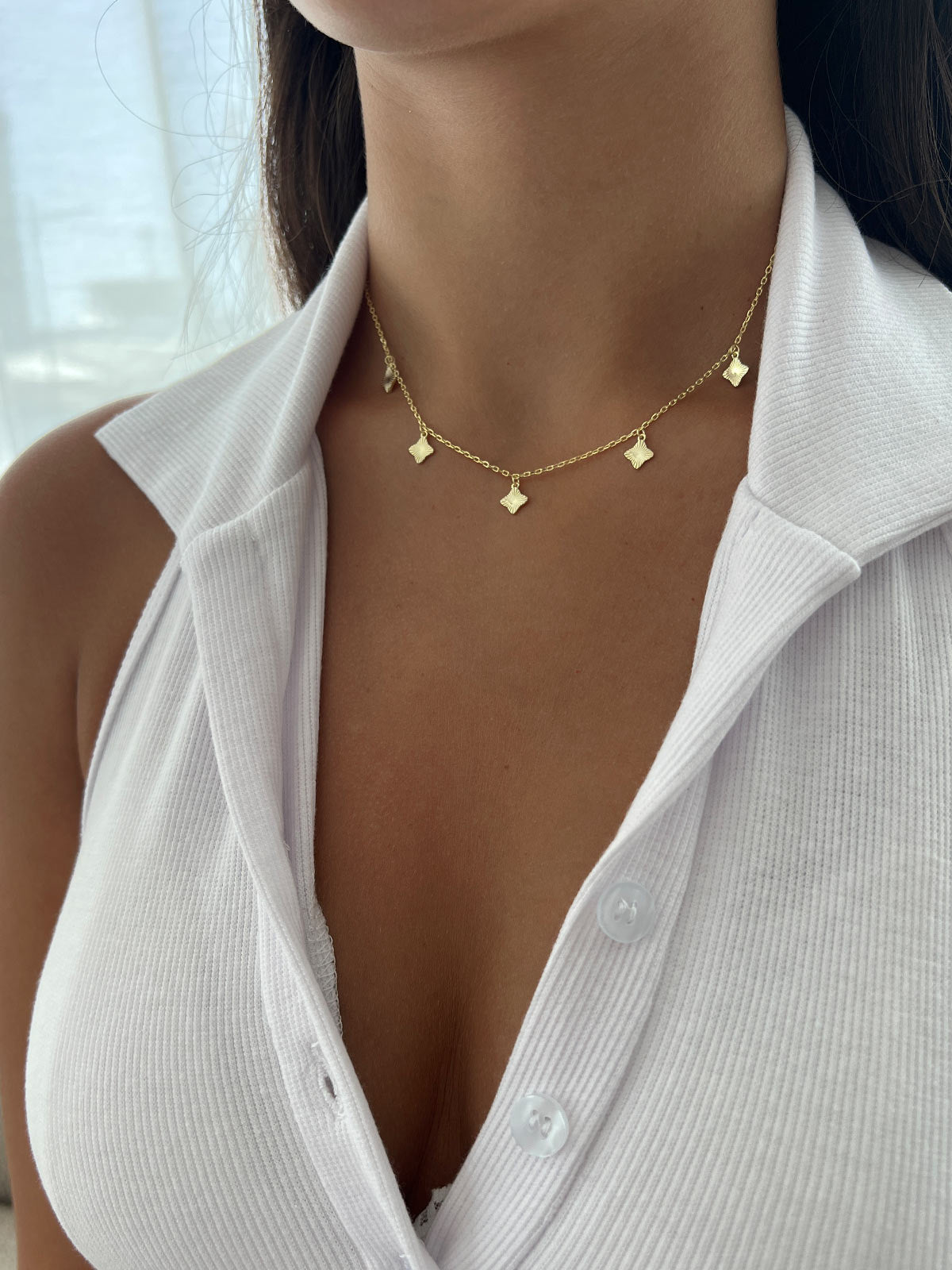 שרשרת צמודה תלתנים בחיתוך לייזר