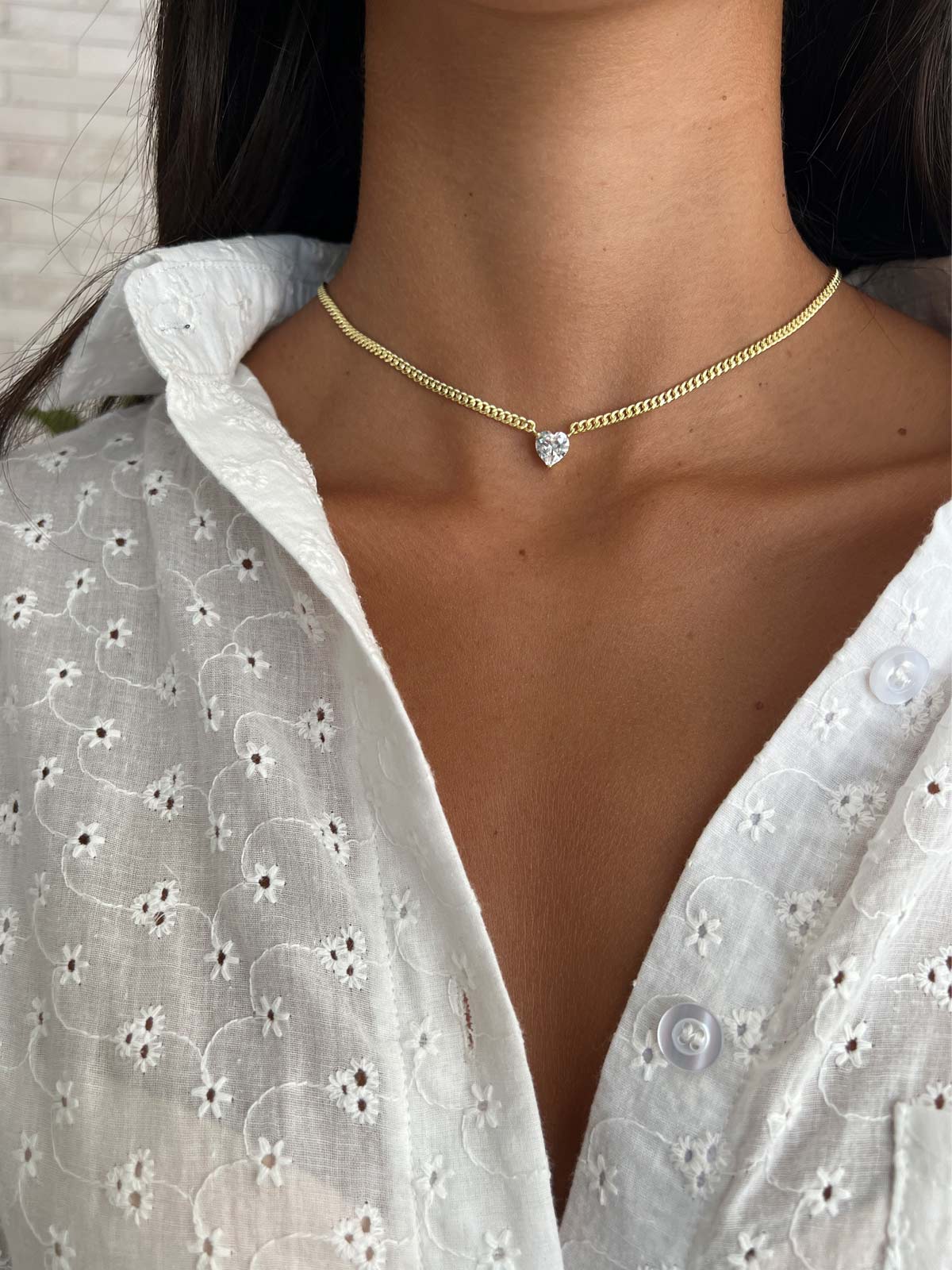 שרשרת צמודה חוליות עבות וסוליטר לב גדול