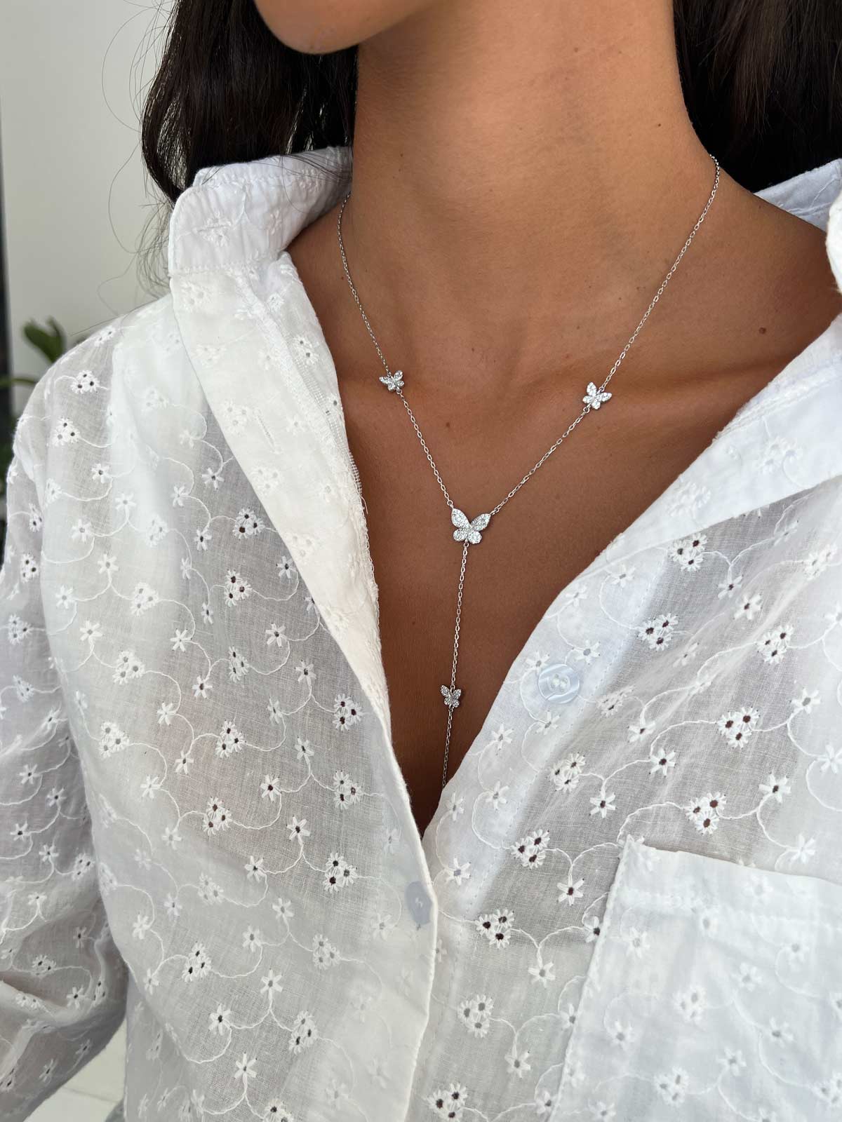 שרשרת עניבה פרפרים משובצים