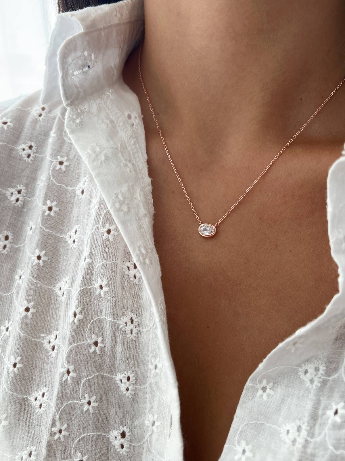 שרשרת סוליטר אליפסה שוכב