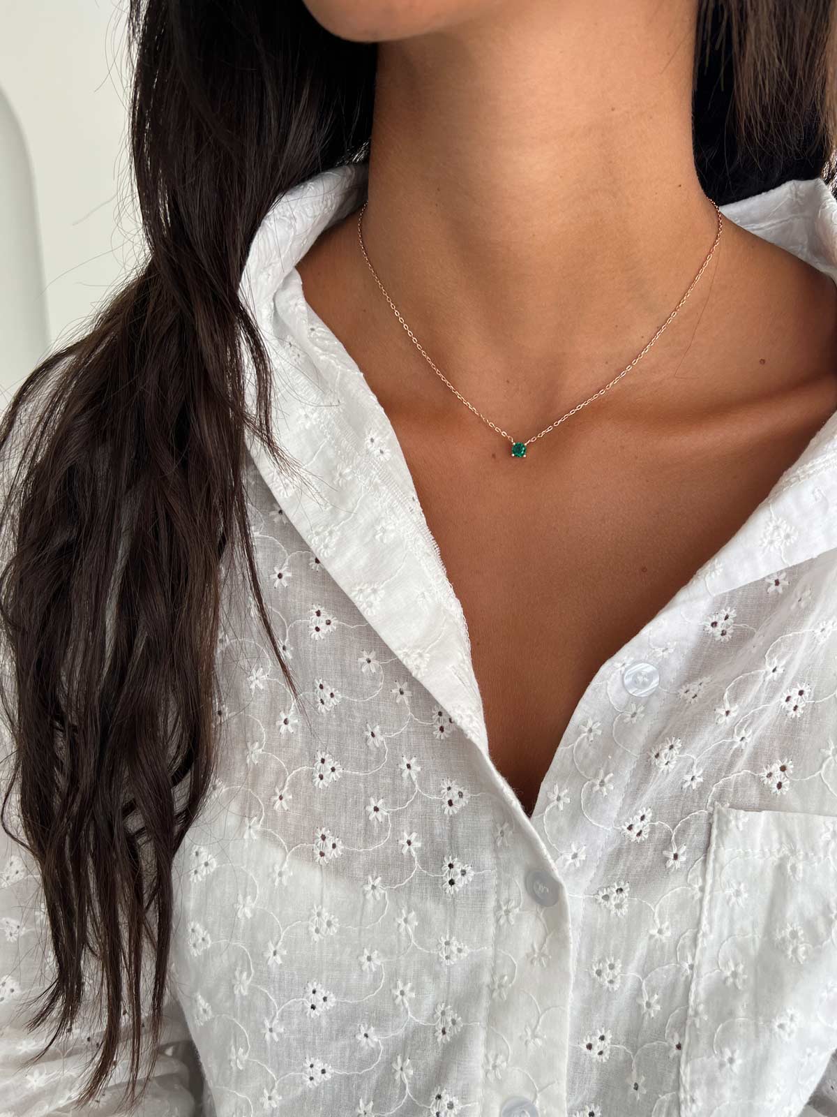 שרשרת צמודה סוליטר ירוק